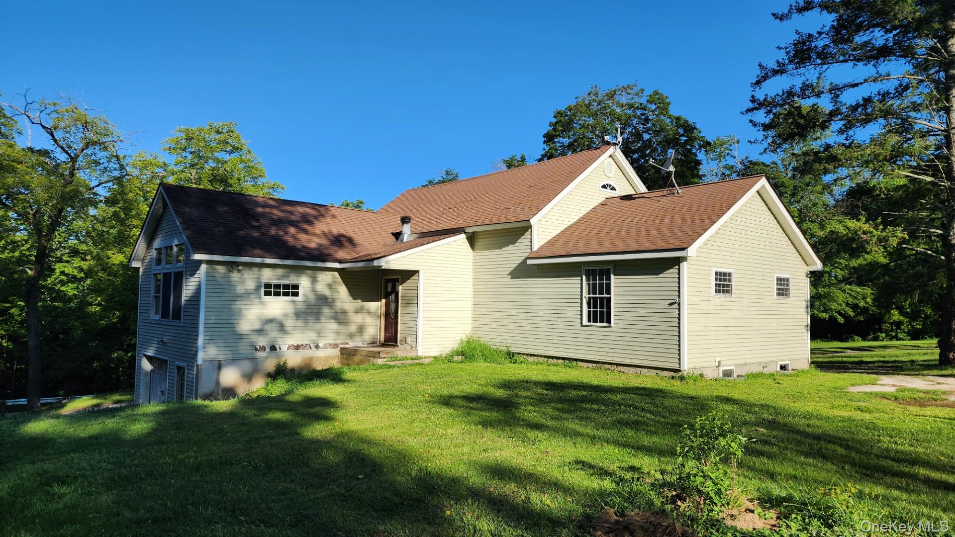 335 Clapp Hill Road, Lagrangeville, NY 12540