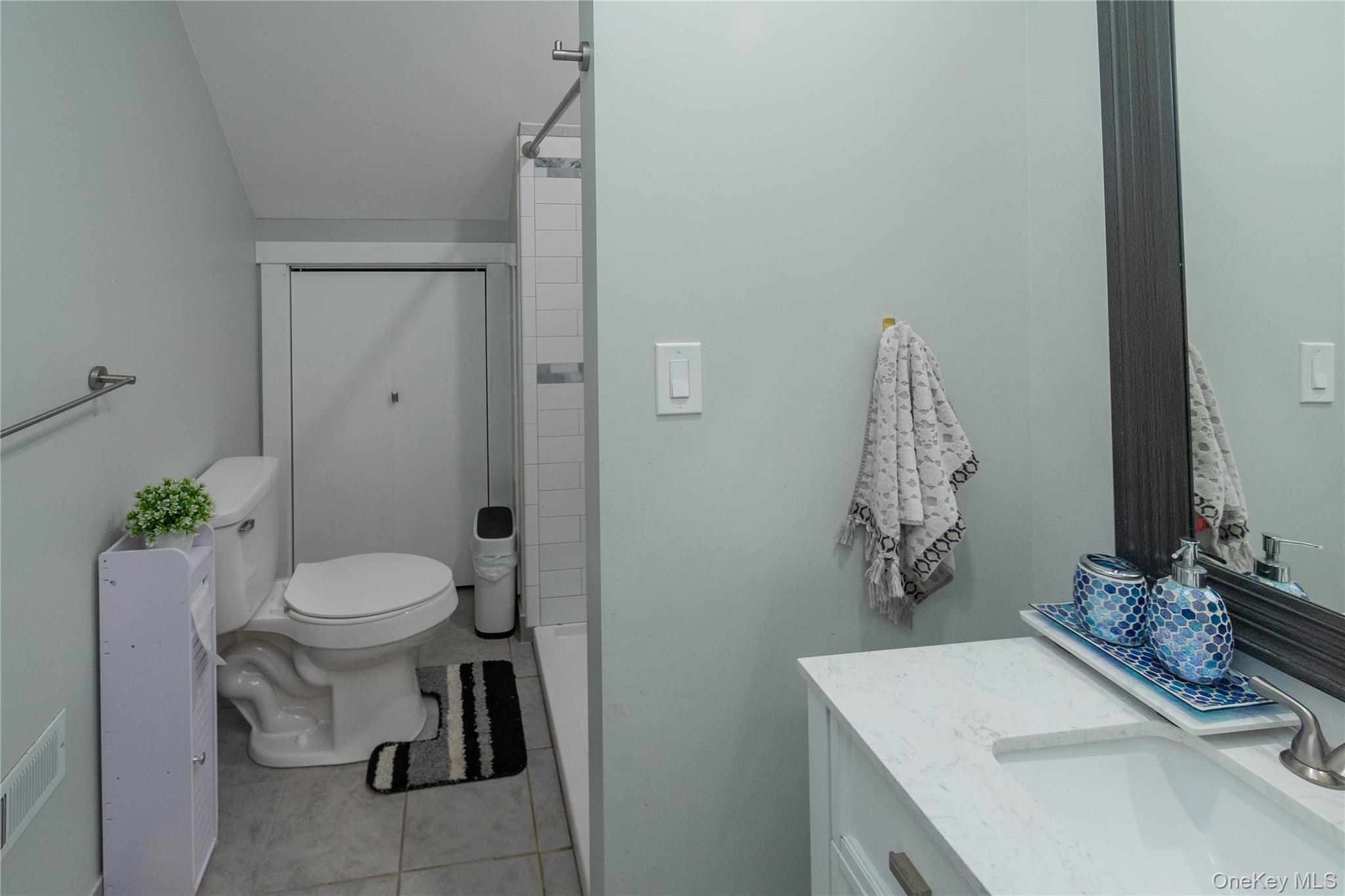 1 Far Horizons Drive, Newburgh, NY 12550