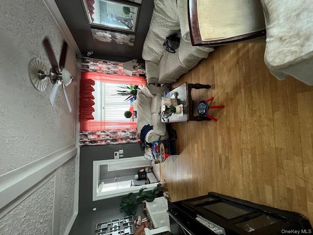 10211 85th Avenue, Richmond Hill, NY 11418