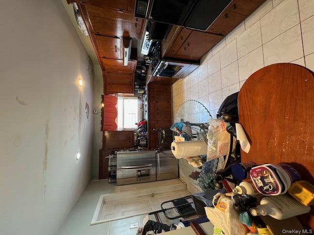 10211 85th Avenue, Richmond Hill, NY 11418