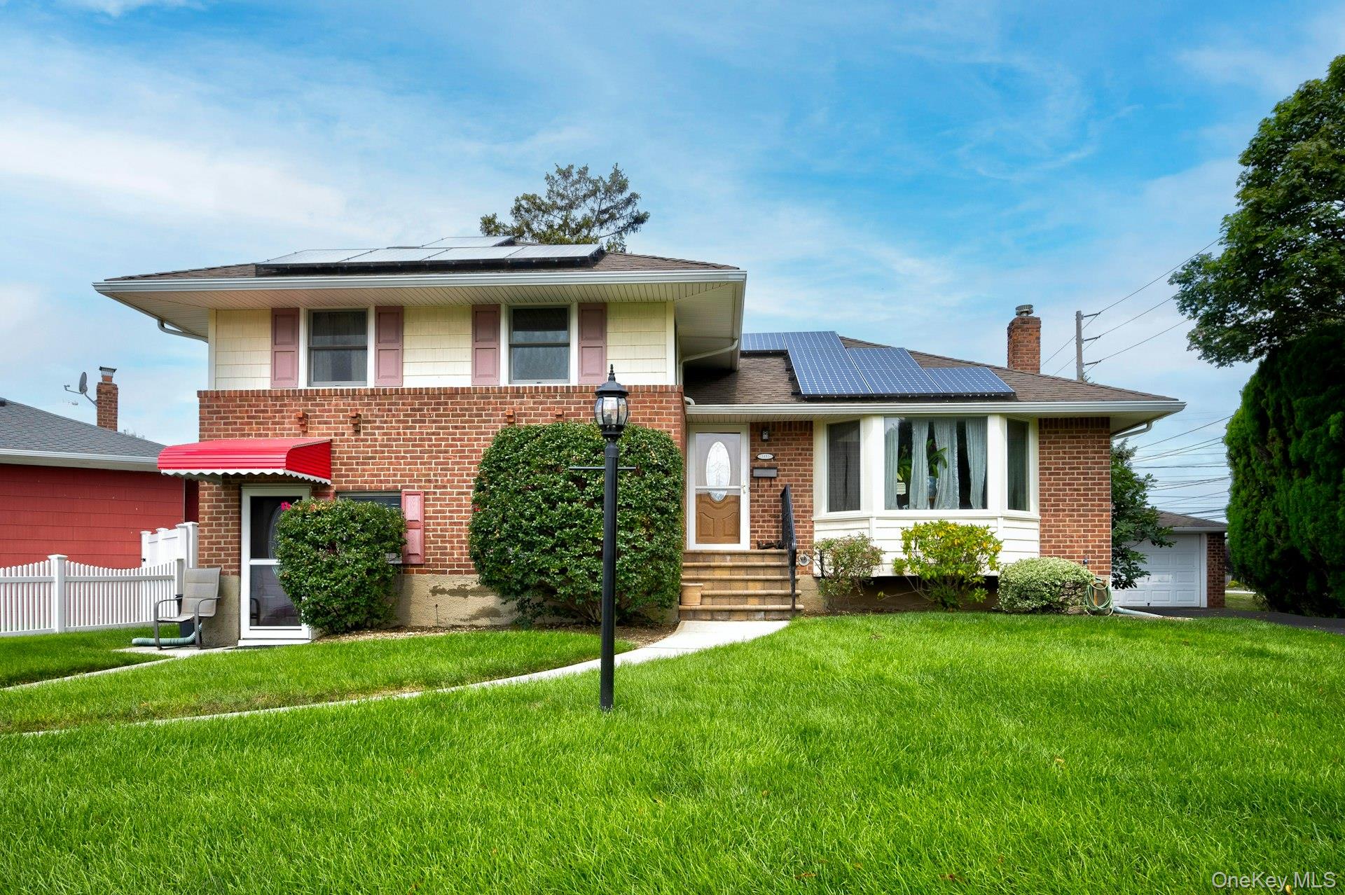 3895 Green Place, Bethpage, NY 11714