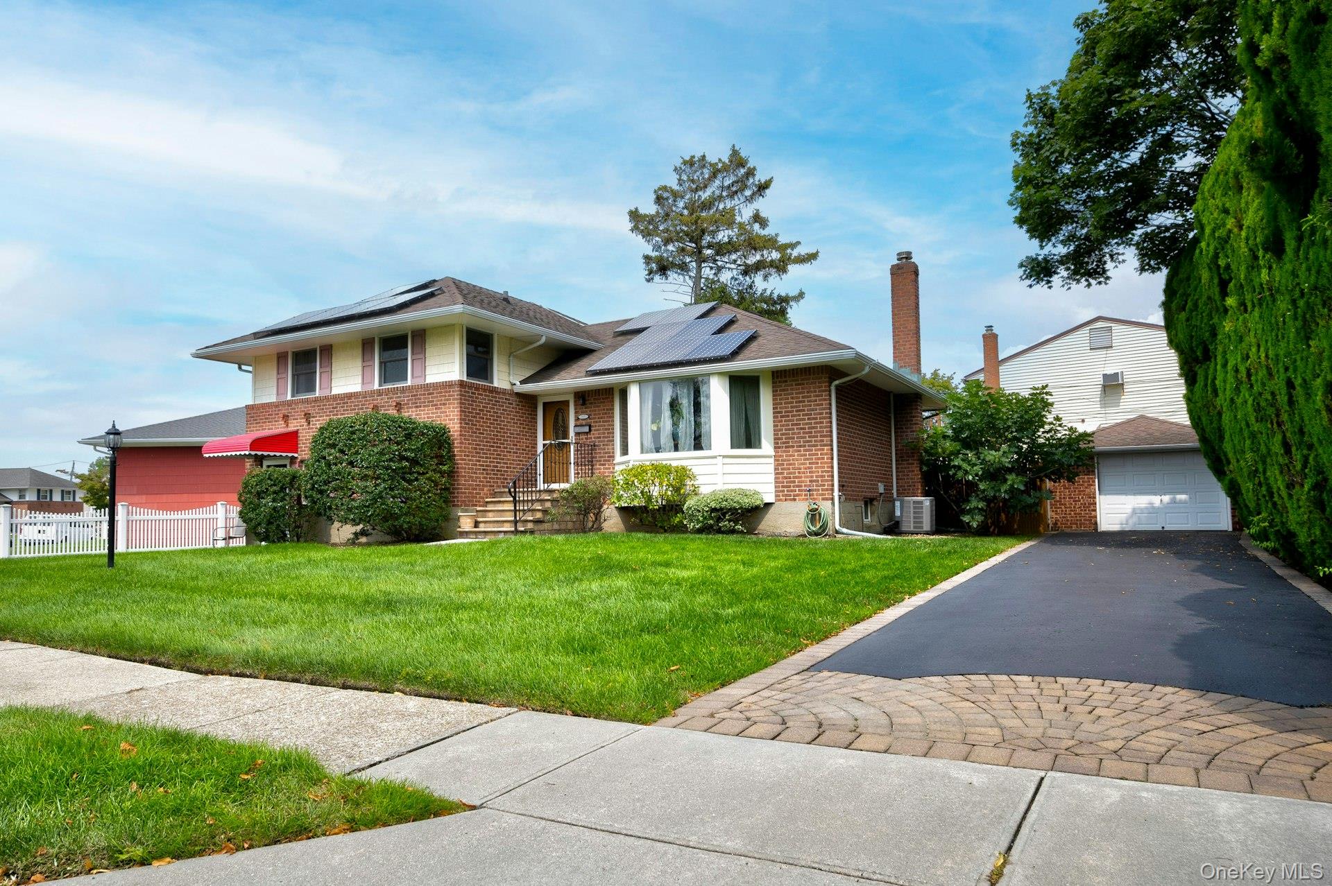 3895 Green Place, Bethpage, NY 11714