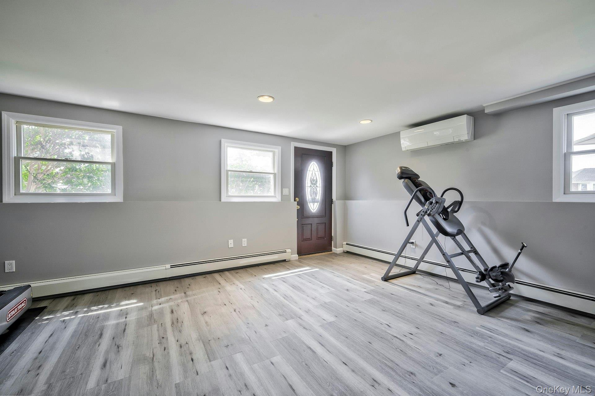 3895 Green Place, Bethpage, NY 11714