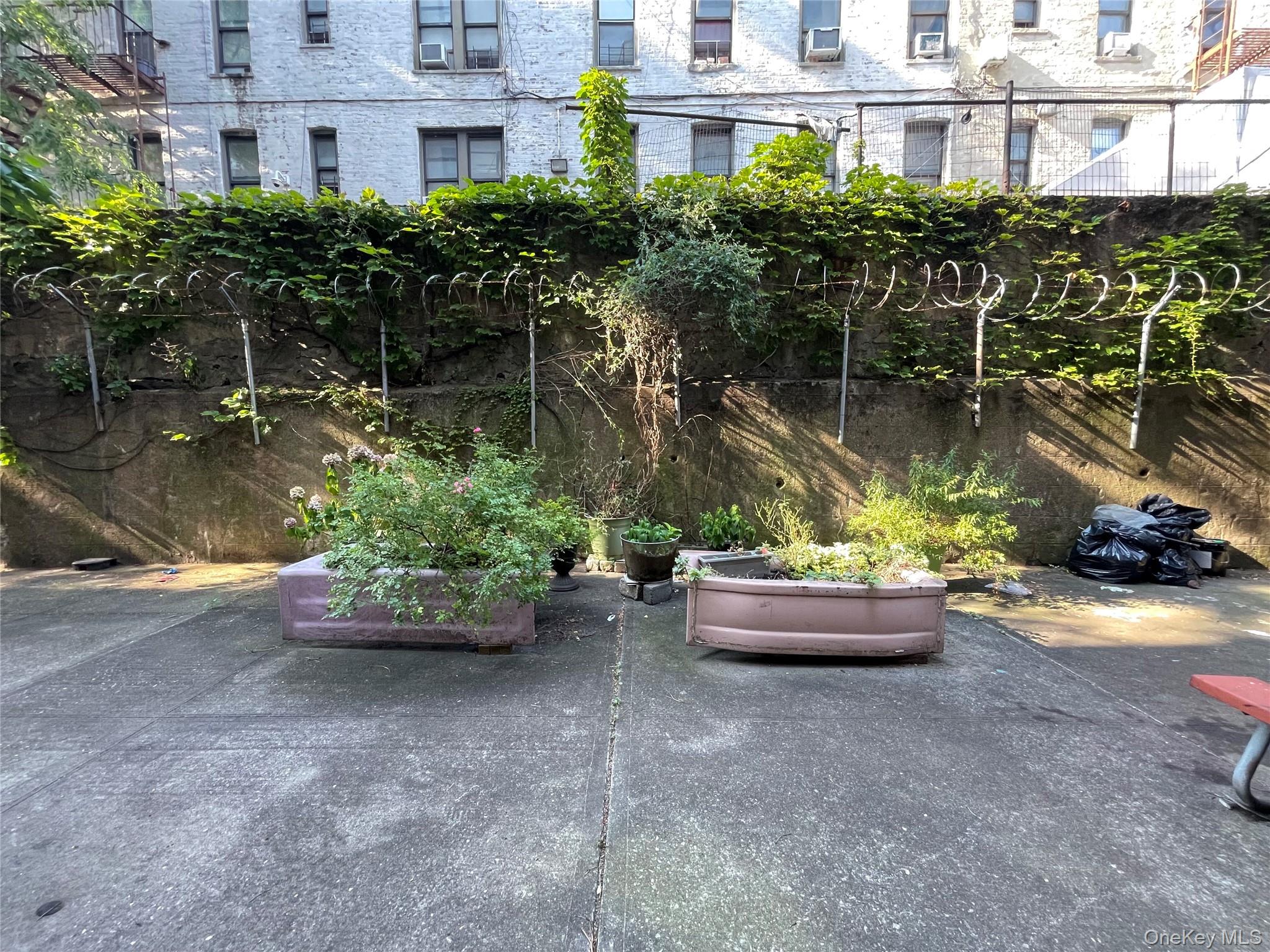 897 Empire Boulevard # F6, Brooklyn, NY 11213