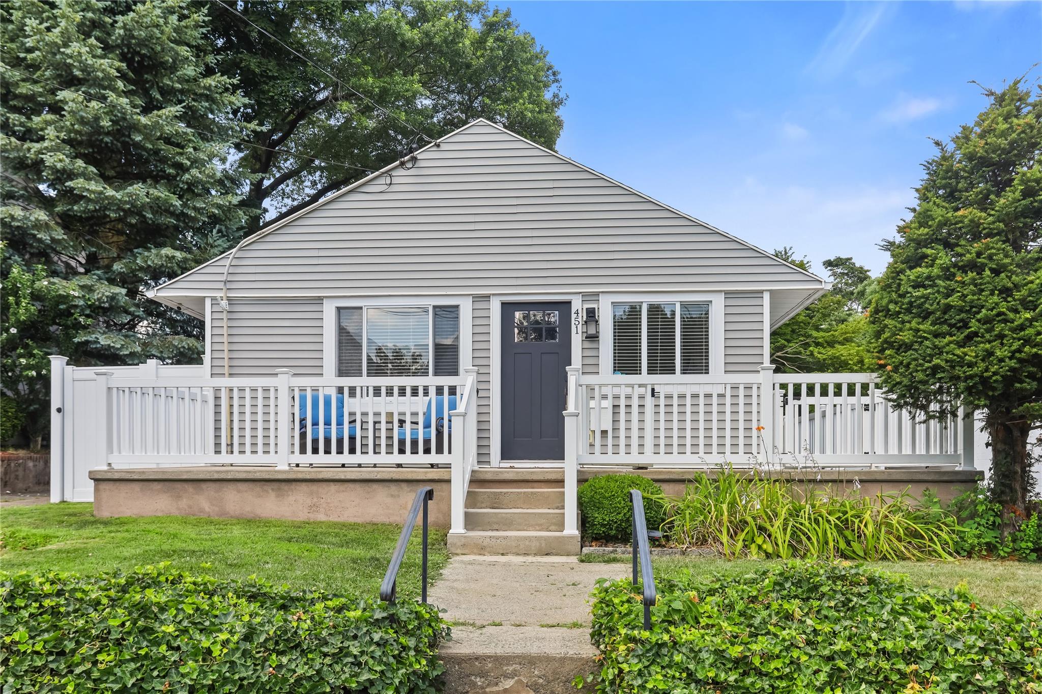 451 Bellevue Avenue, Yonkers, NY 10703