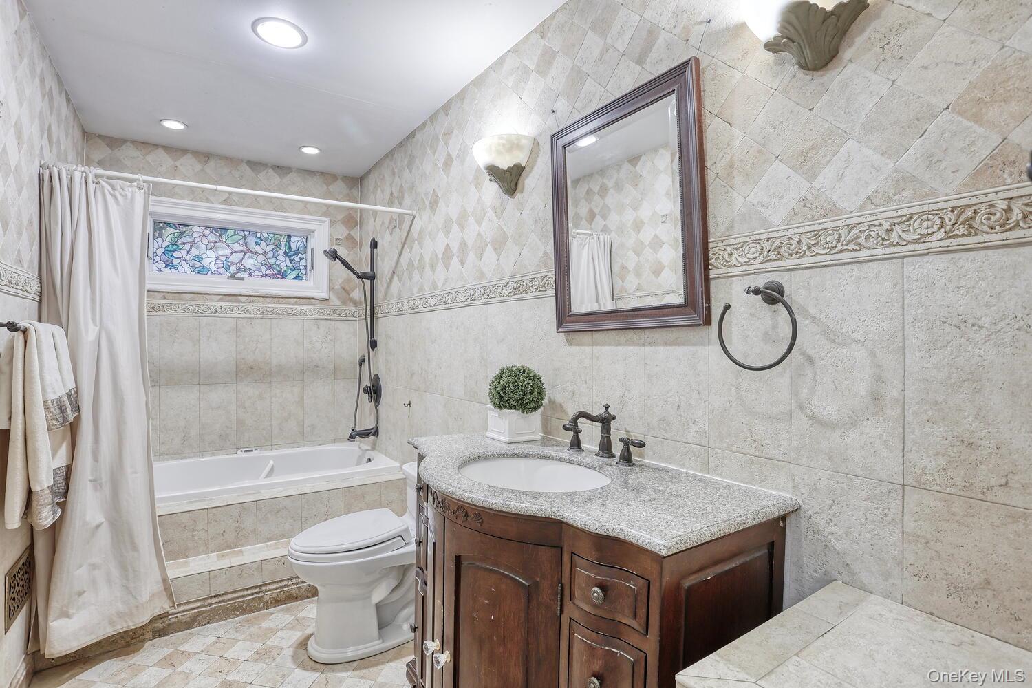 84 College Road, Monsey, NY 10952