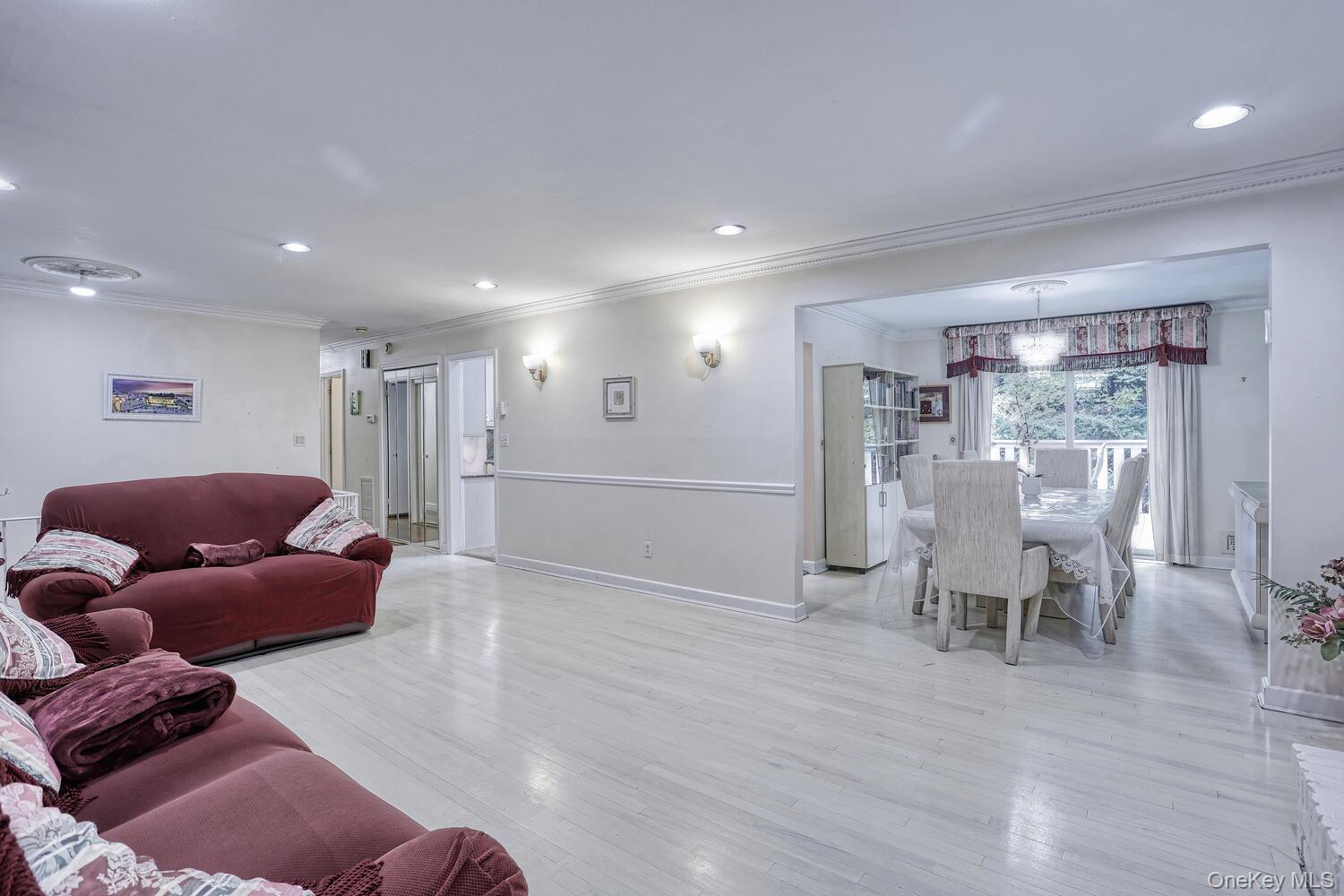 84 College Road, Monsey, NY 10952