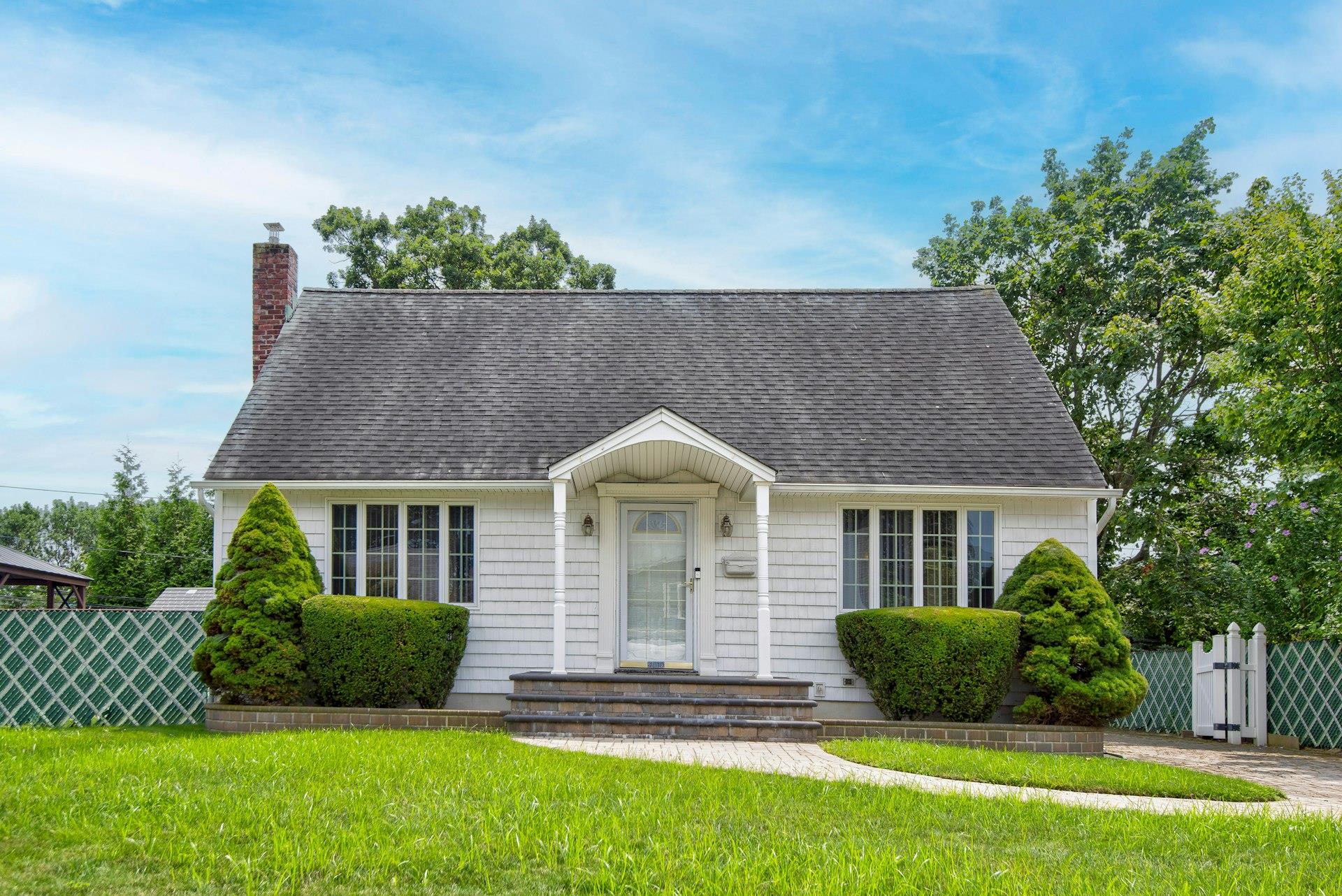4010 Heywood Road, Seaford, NY 11783