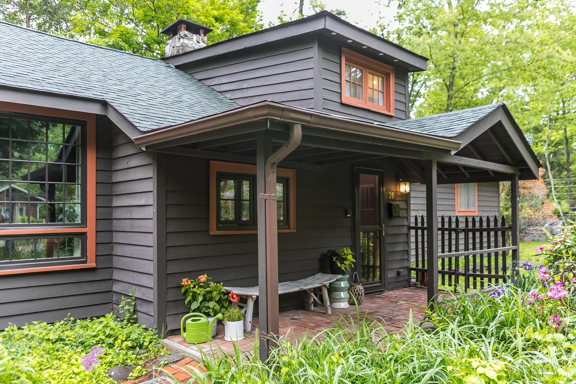 28 PineGrove Street, Woodstock, NY 12498