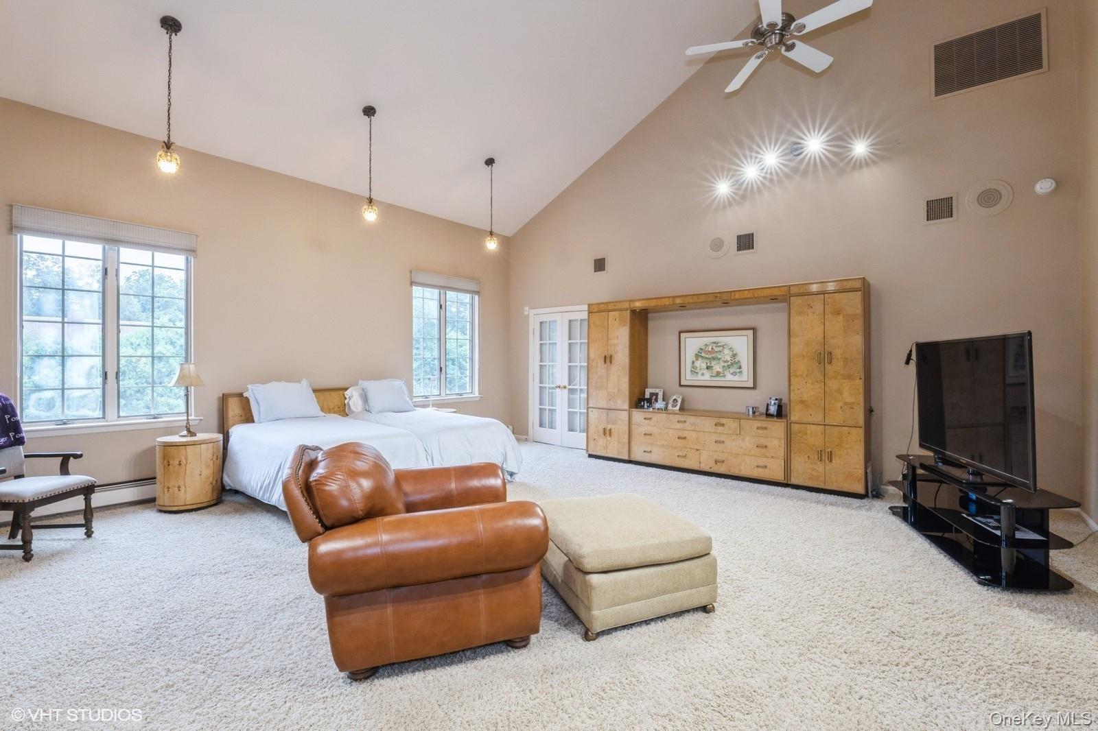 835 Barberry Lane, Woodsburgh, NY 11598