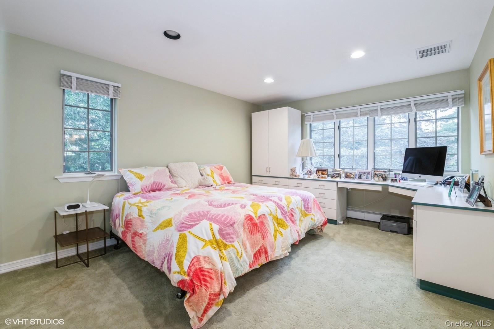 835 Barberry Lane, Woodsburgh, NY 11598