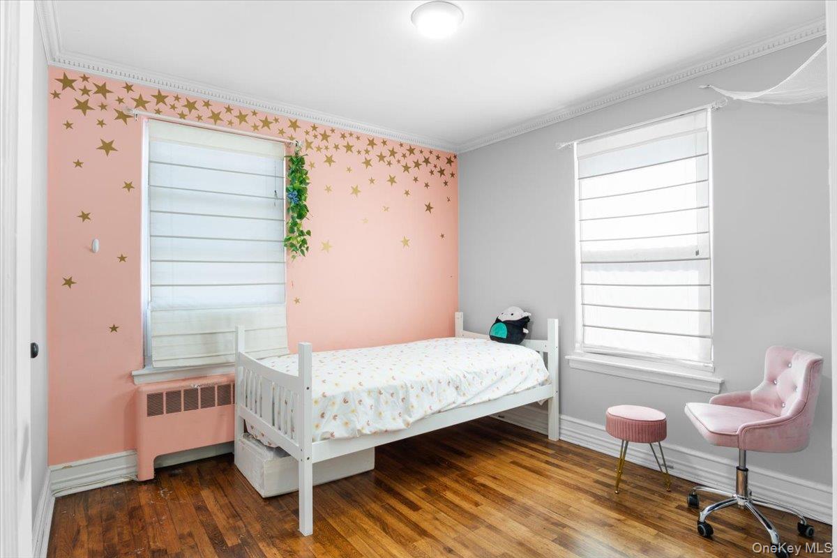 77 Edwards Street # 2A, Roslyn Heights, NY 11577