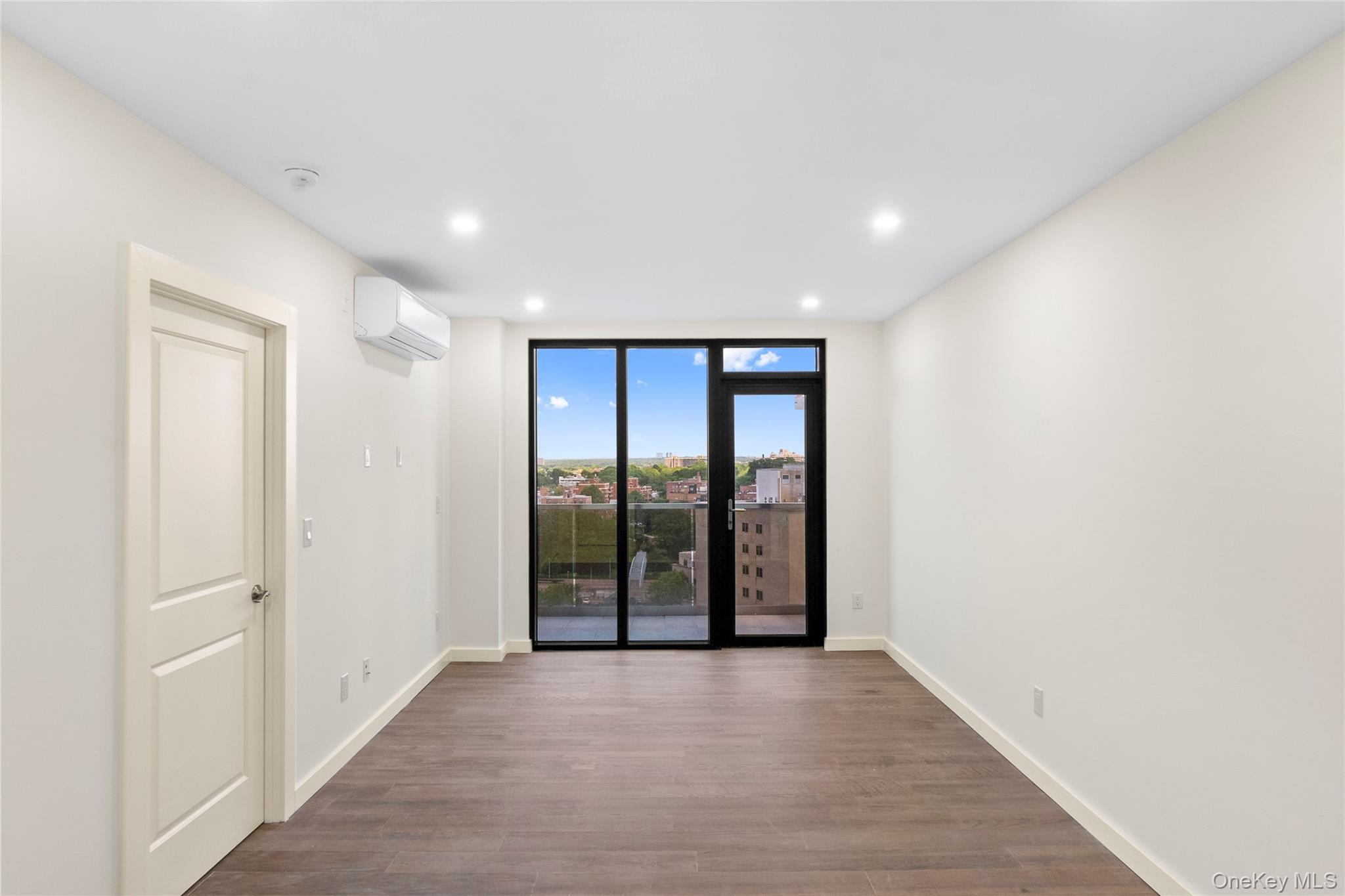124-28 Queens Blvd. # PH-C, Kew Gardens, NY 11415