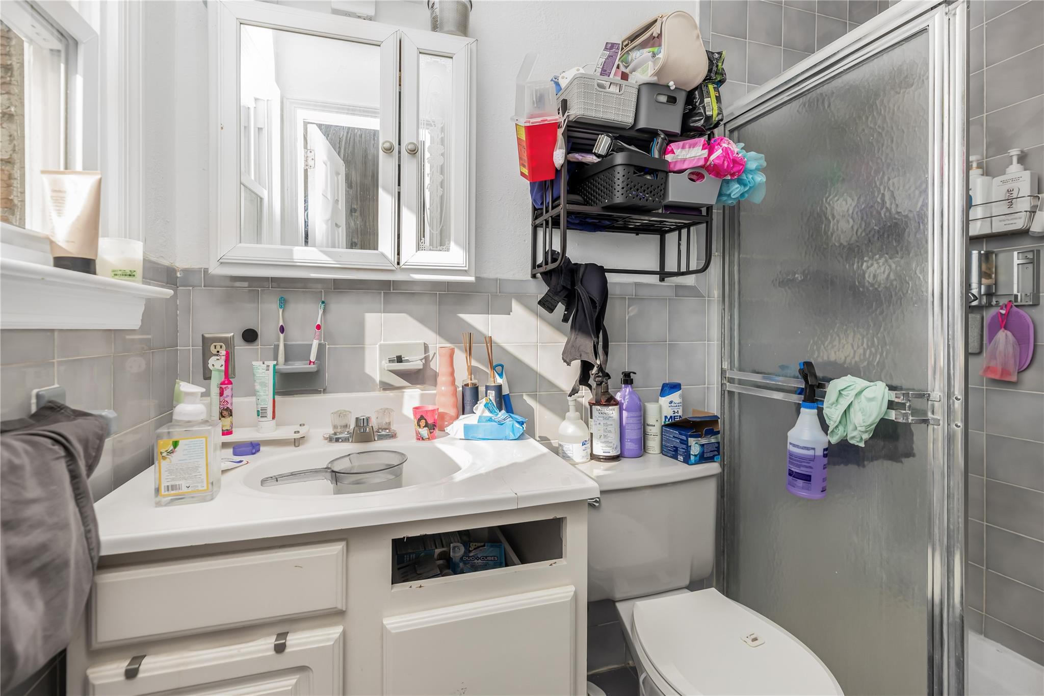 39 Dunston Avenue, Yonkers, NY 10701