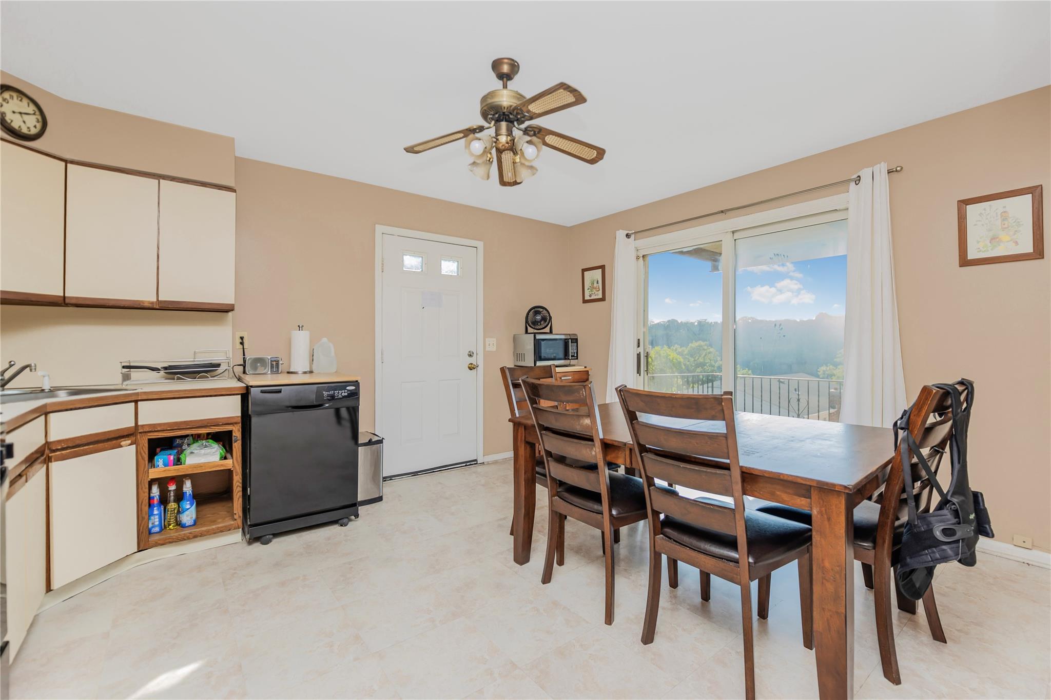 43 Dunston Avenue, Yonkers, NY 10701