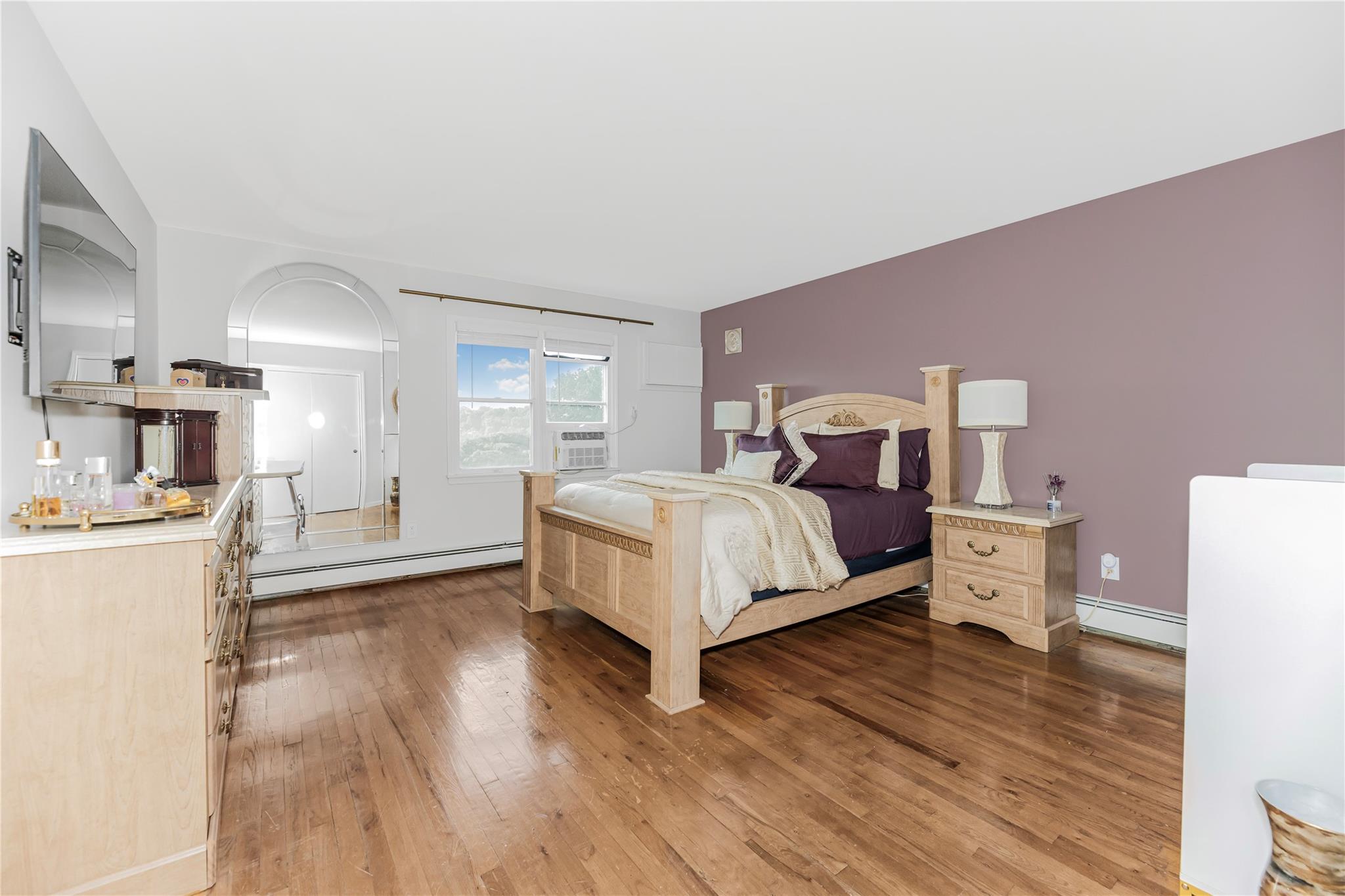 43 Dunston Avenue, Yonkers, NY 10701