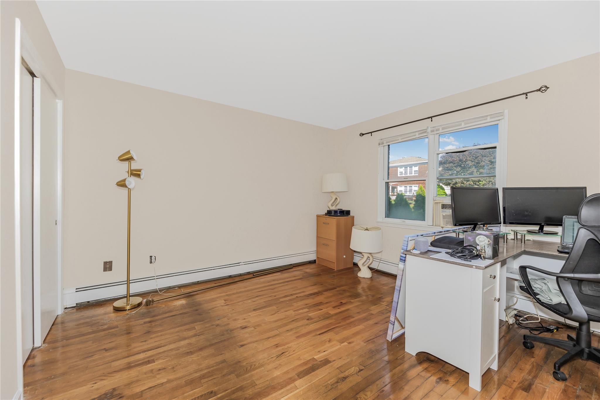 43 Dunston Avenue, Yonkers, NY 10701