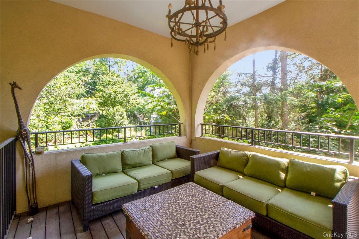 110 Edgemont Road, Scarsdale, NY 10583