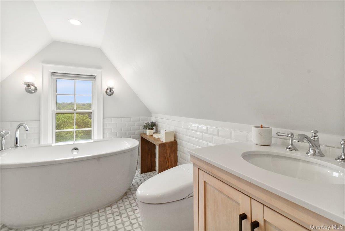 110 Edgemont Road, Scarsdale, NY 10583