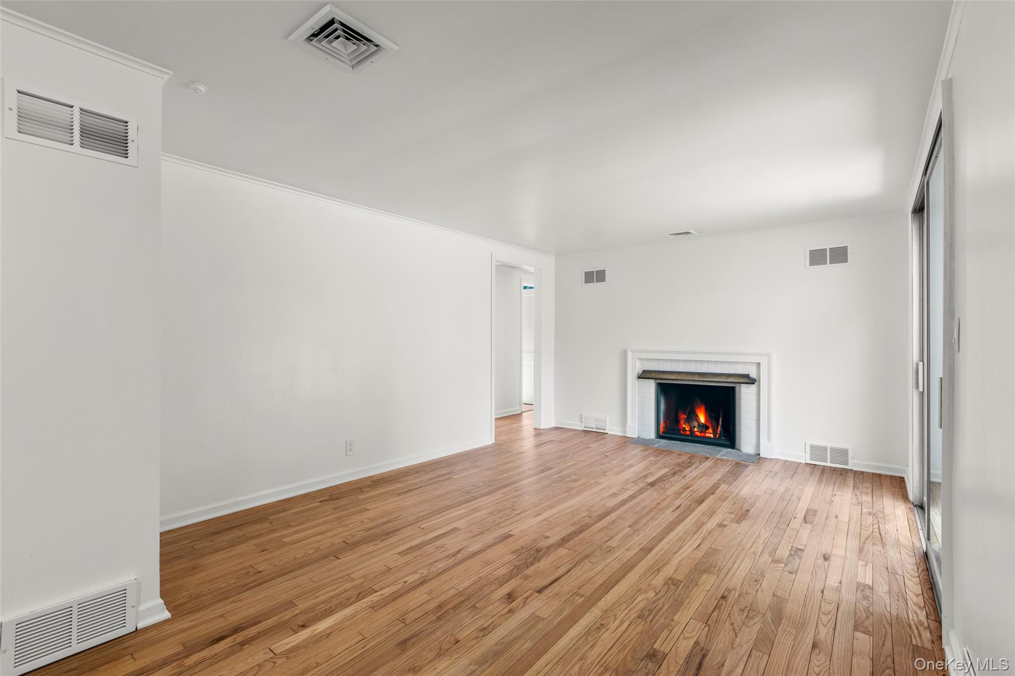 3 Bridge Road, Setauket, NY 11733