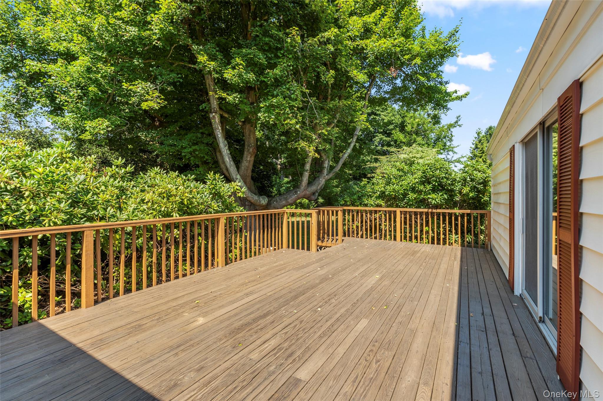 3 Bridge Road, Setauket, NY 11733