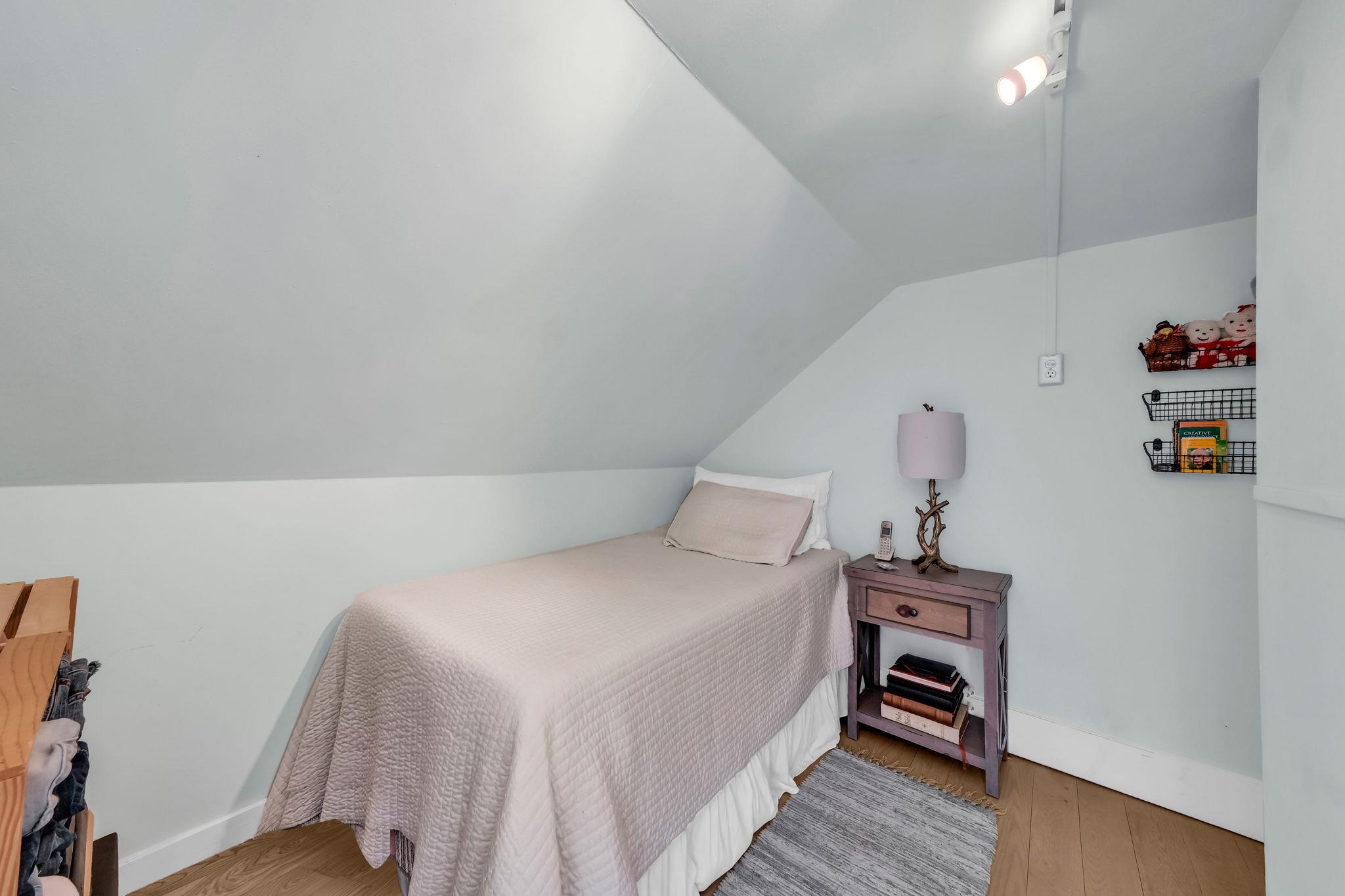 7 Atlantic Avenue, East Moriches, NY 11940