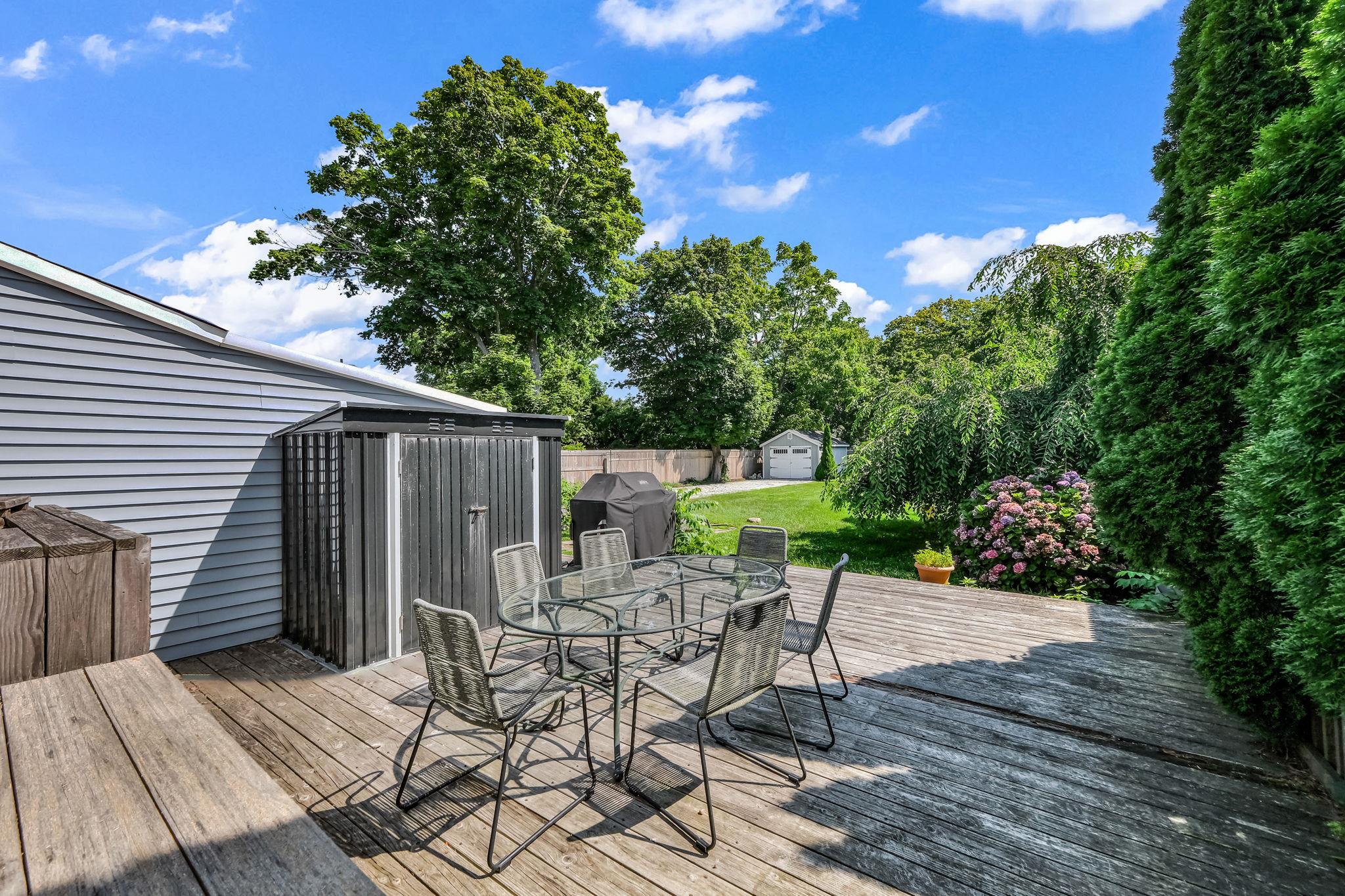 7 Atlantic Avenue, East Moriches, NY 11940