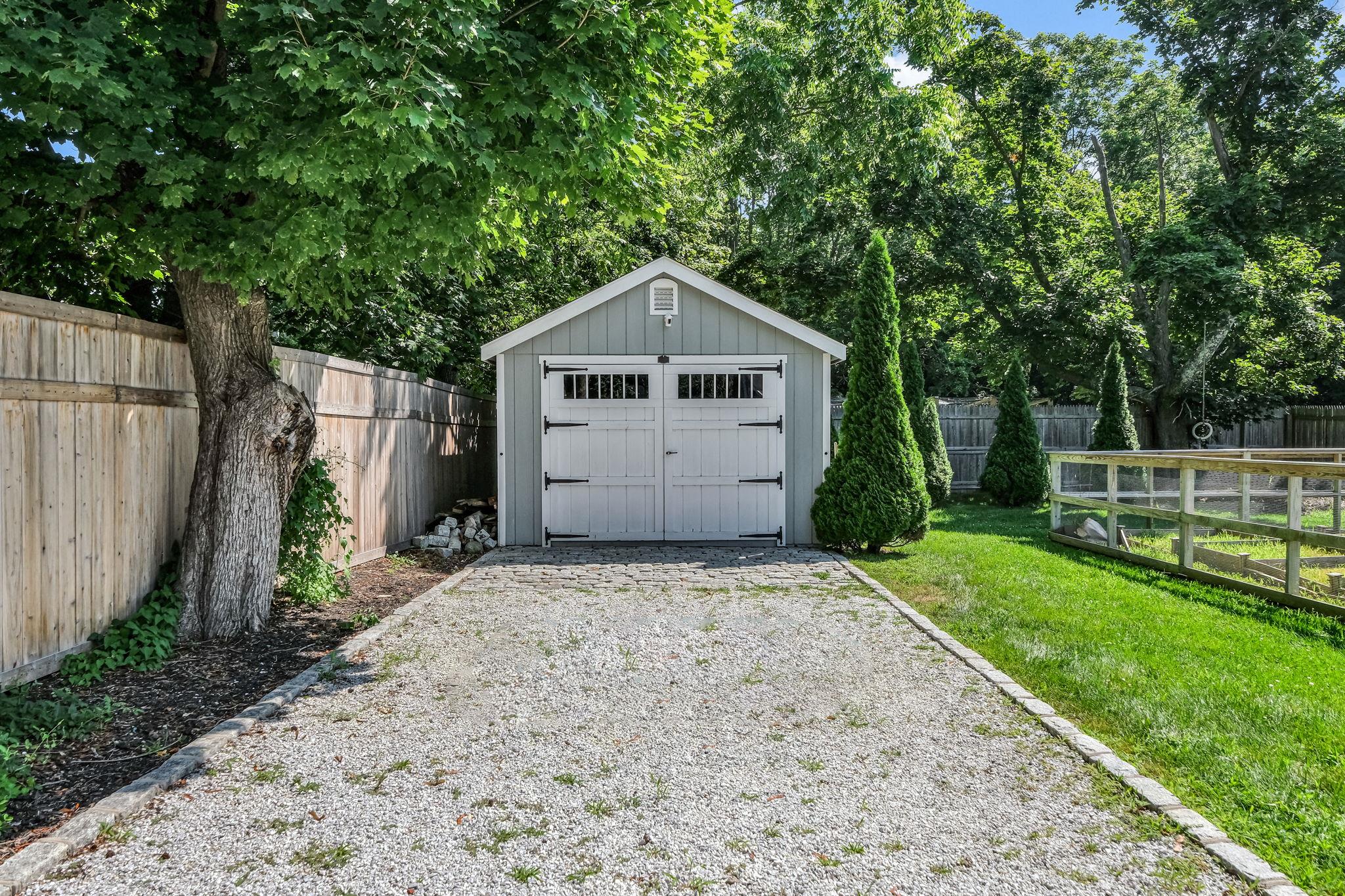 7 Atlantic Avenue, East Moriches, NY 11940