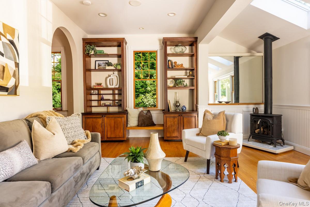 50 Belden Avenue, Dobbs Ferry, NY 10522