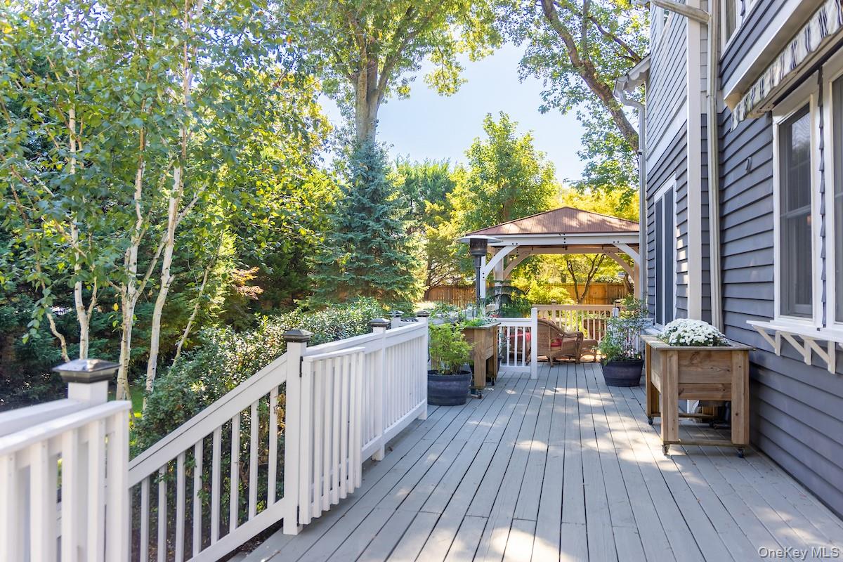 50 Belden Avenue, Dobbs Ferry, NY 10522