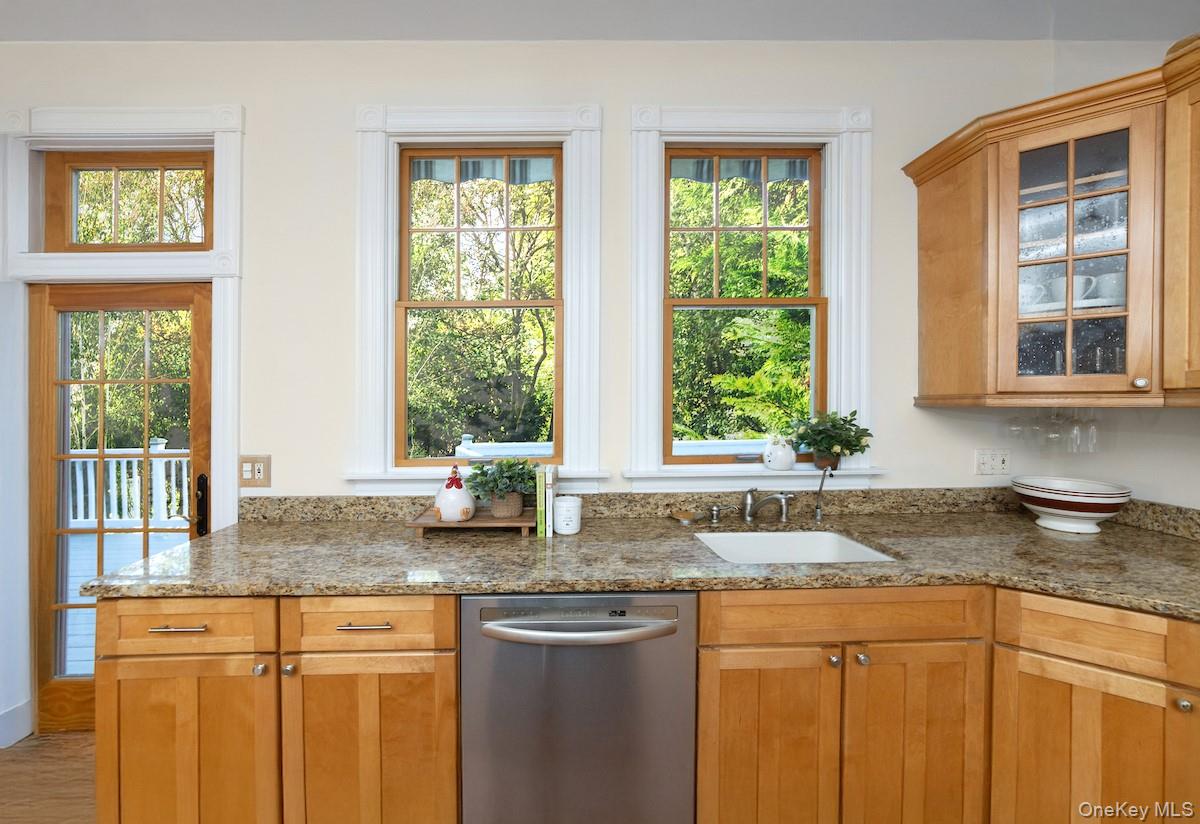 50 Belden Avenue, Dobbs Ferry, NY 10522