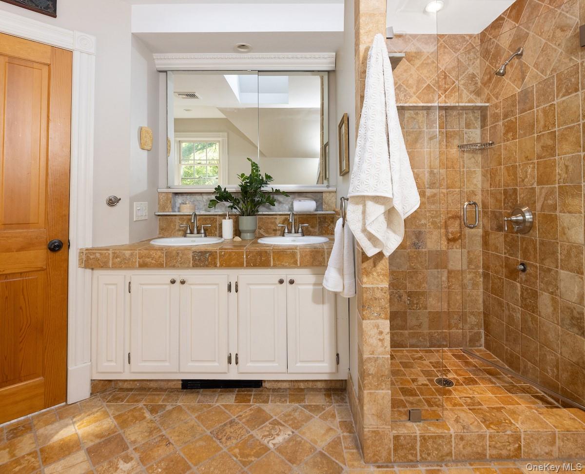 50 Belden Avenue, Dobbs Ferry, NY 10522