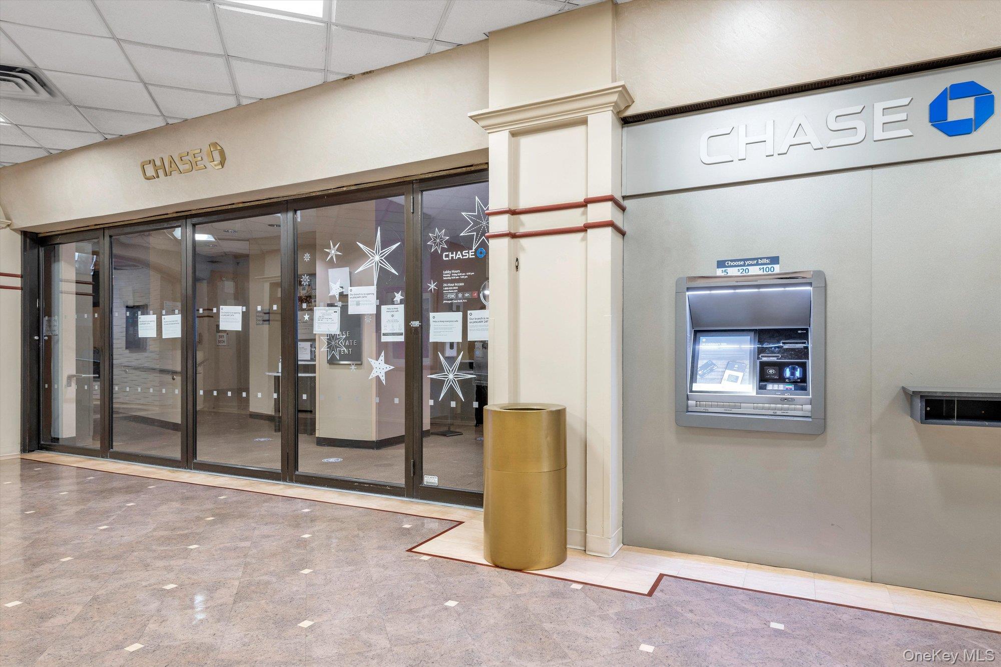 269-10 Grand Central Parkway # 4V, Floral Park, NY 11005