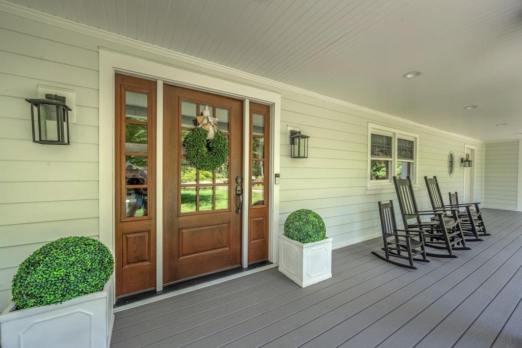 43 Whippoorwill Road E, Armonk, NY 10504