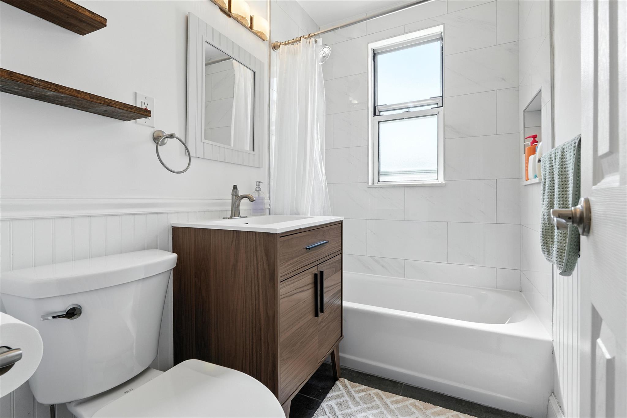 14 Soundview Avenue # 8, White Plains, NY 10606