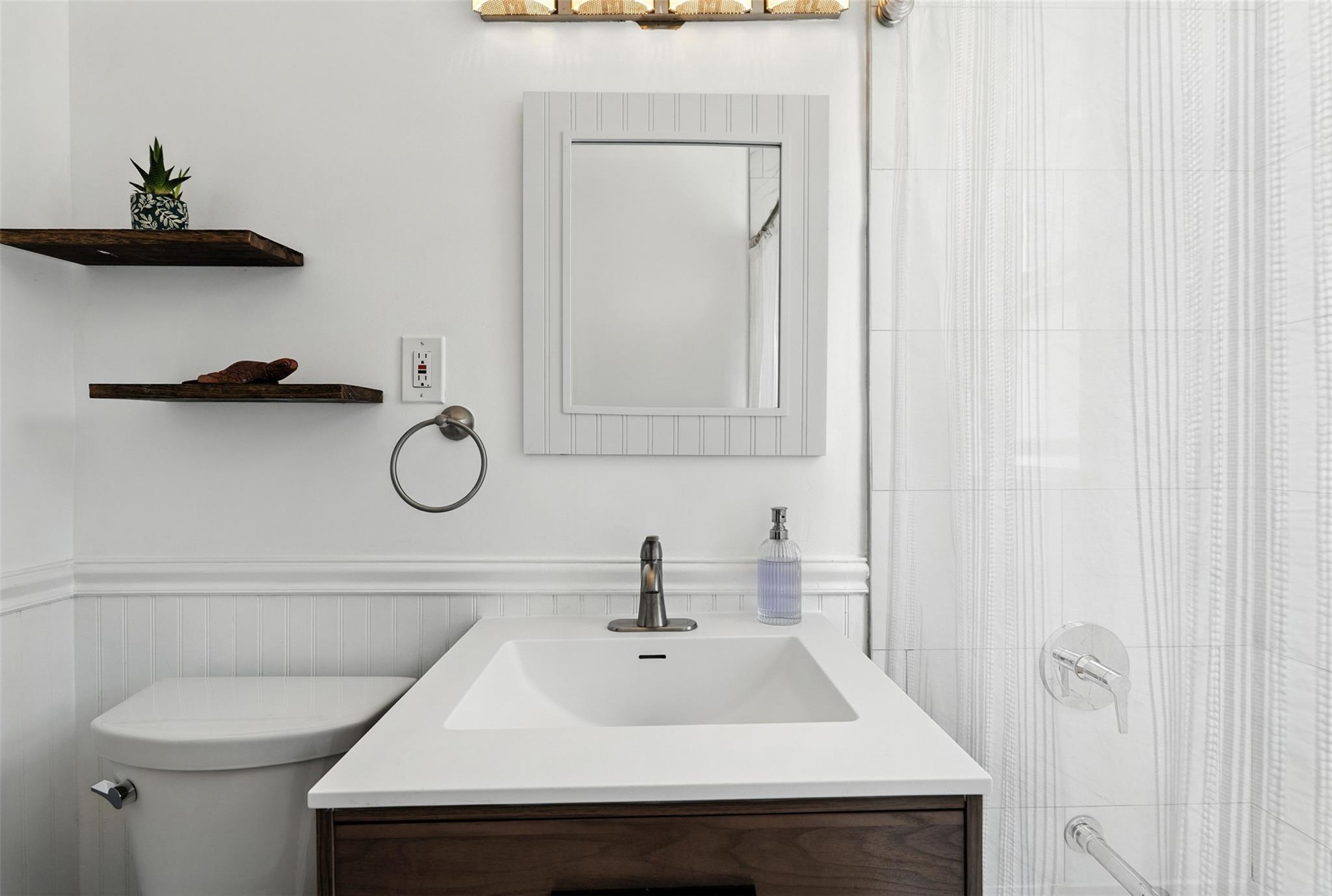 14 Soundview Avenue # 8, White Plains, NY 10606