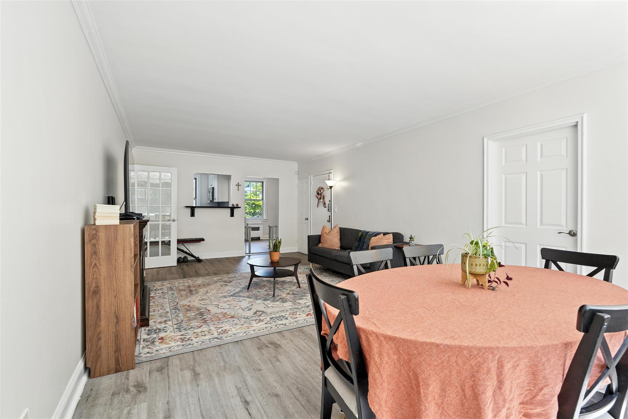 14 Soundview Avenue # 8, White Plains, NY 10606