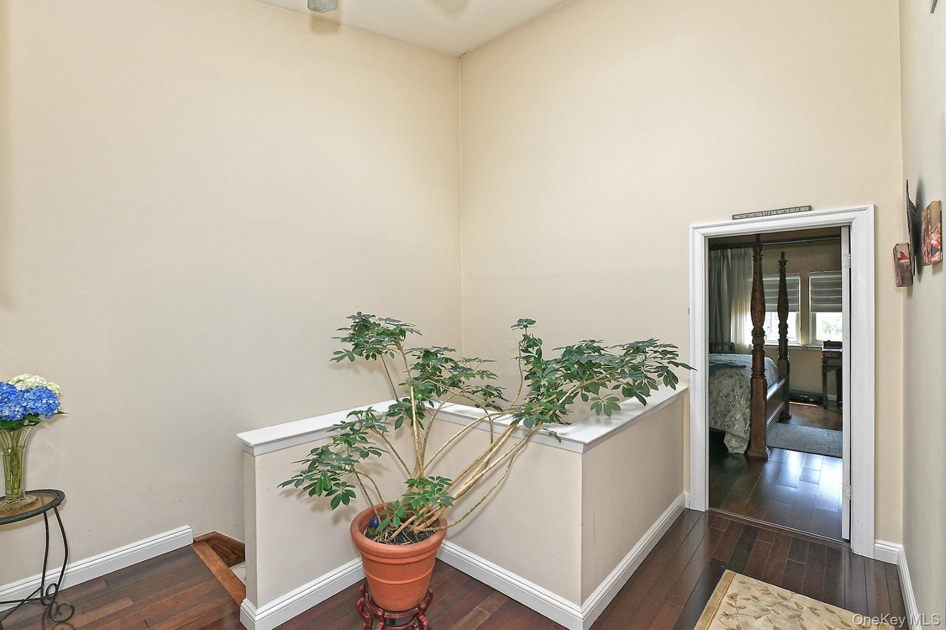 226 Oakview Avenue, Oceanside, NY 11572