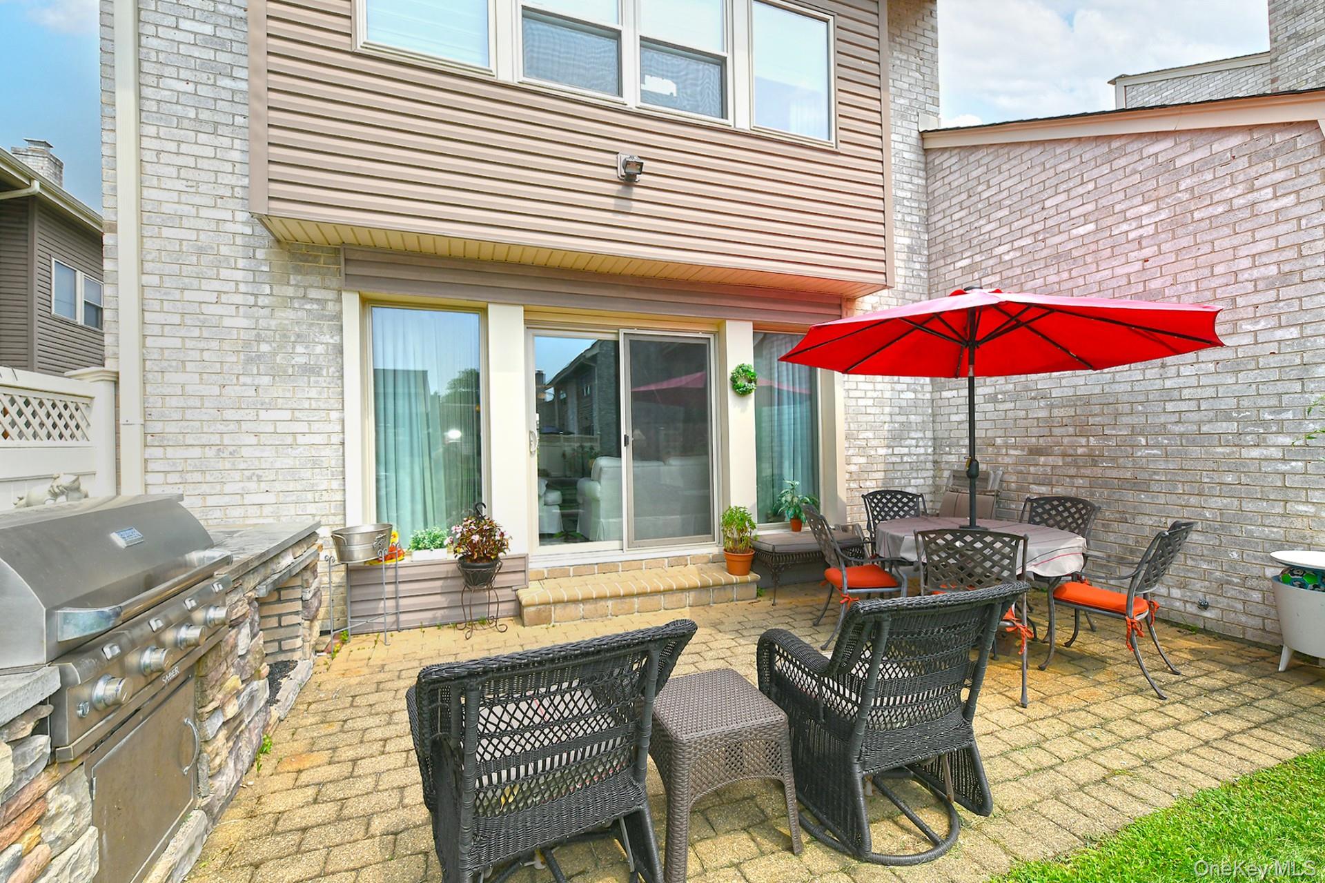 226 Oakview Avenue, Oceanside, NY 11572