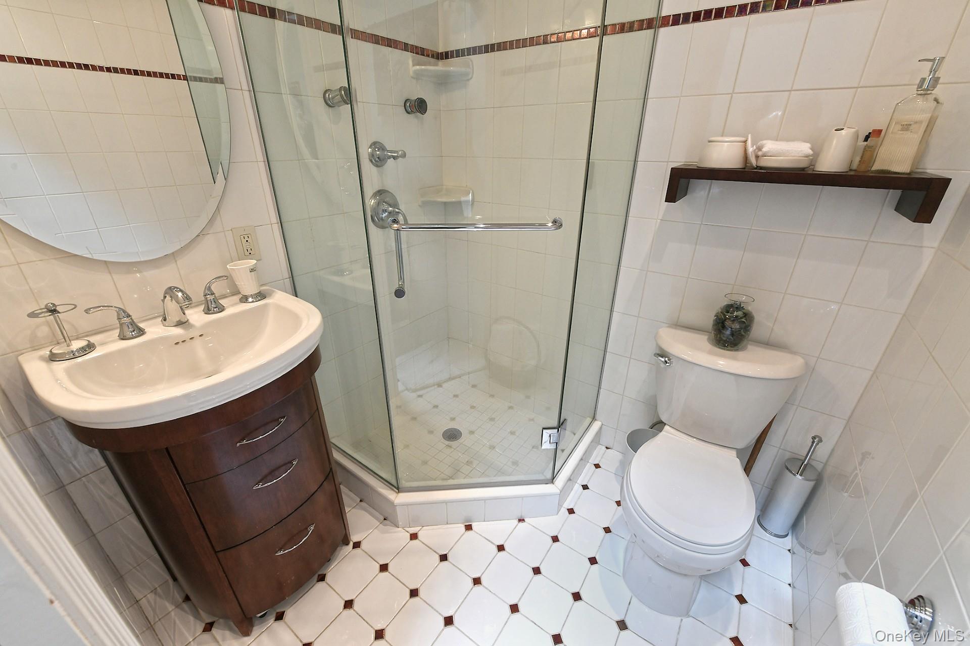 226 Oakview Avenue, Oceanside, NY 11572