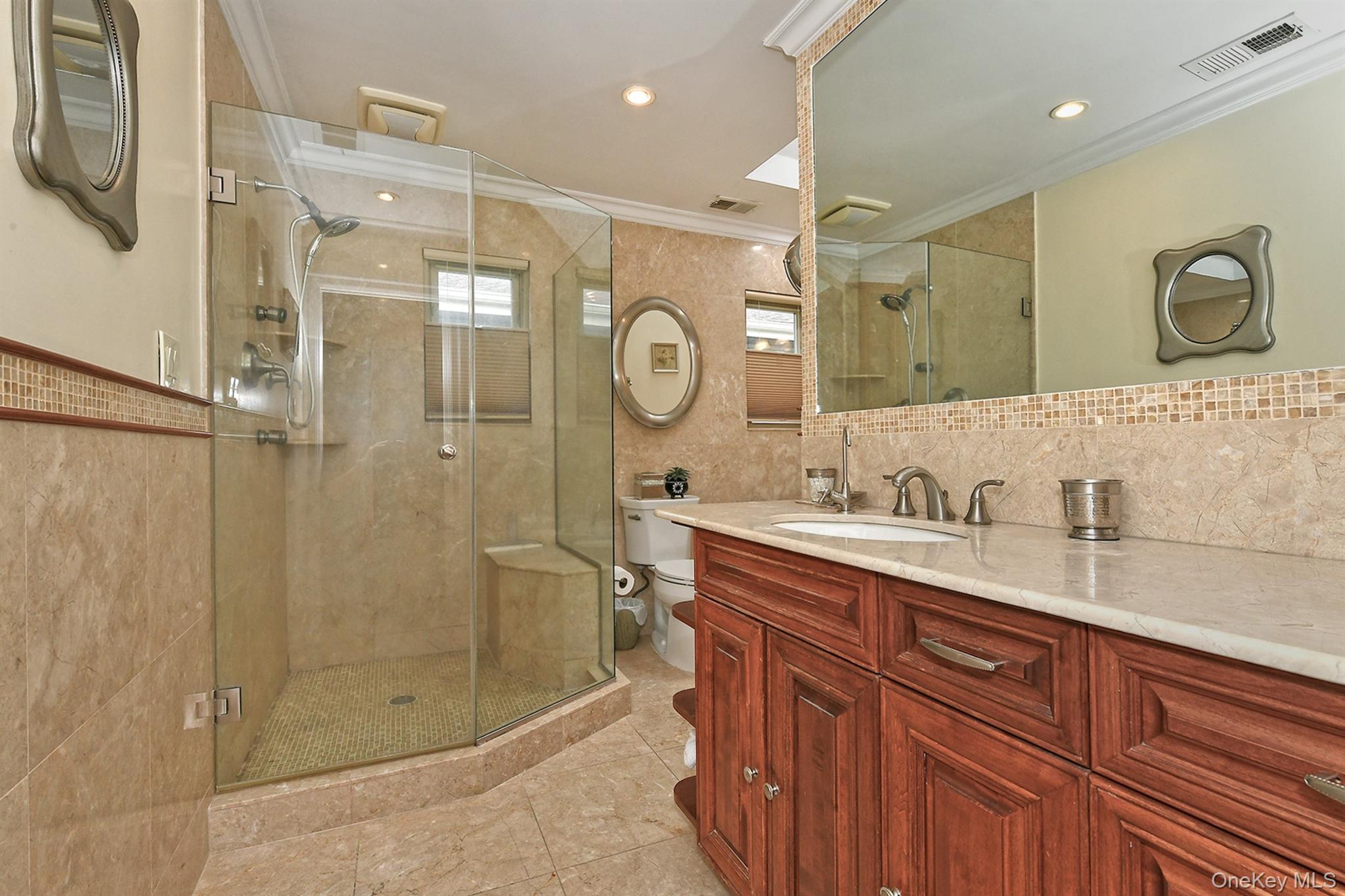 226 Oakview Avenue, Oceanside, NY 11572