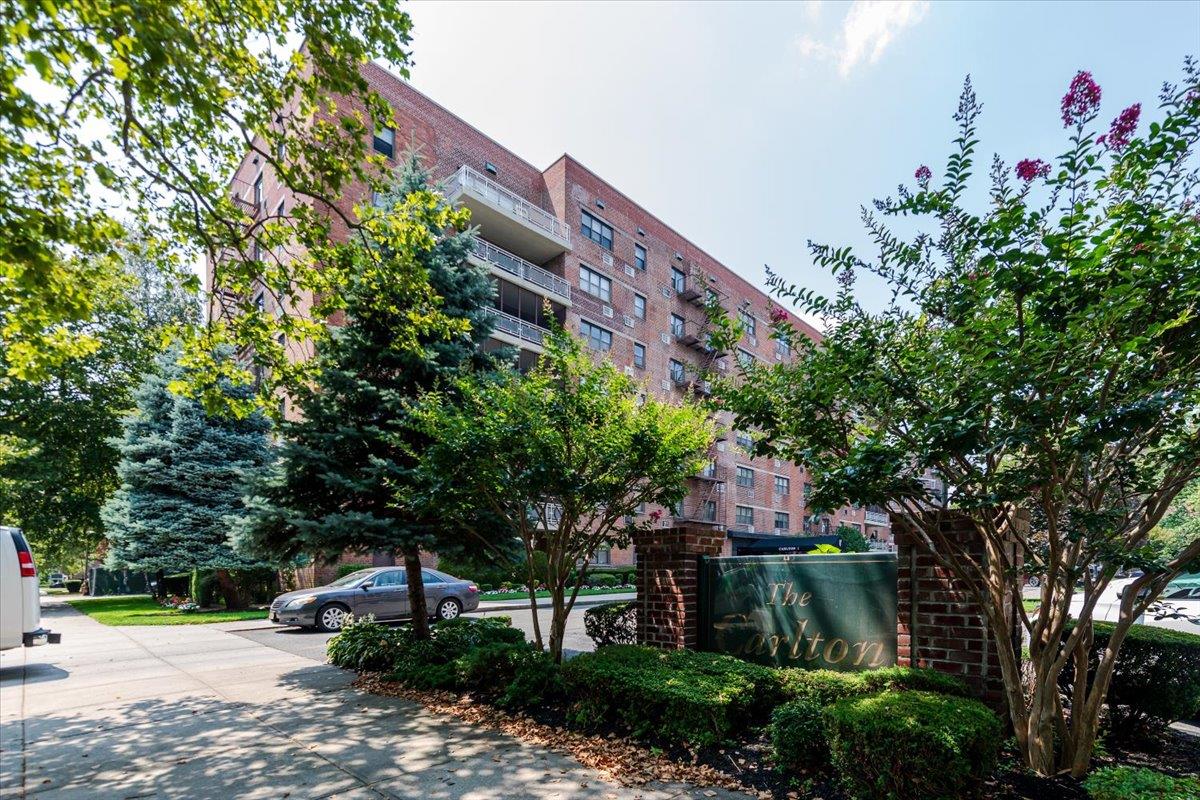 88-25 155 Avenue # 3D, Jamaica, NY 11414