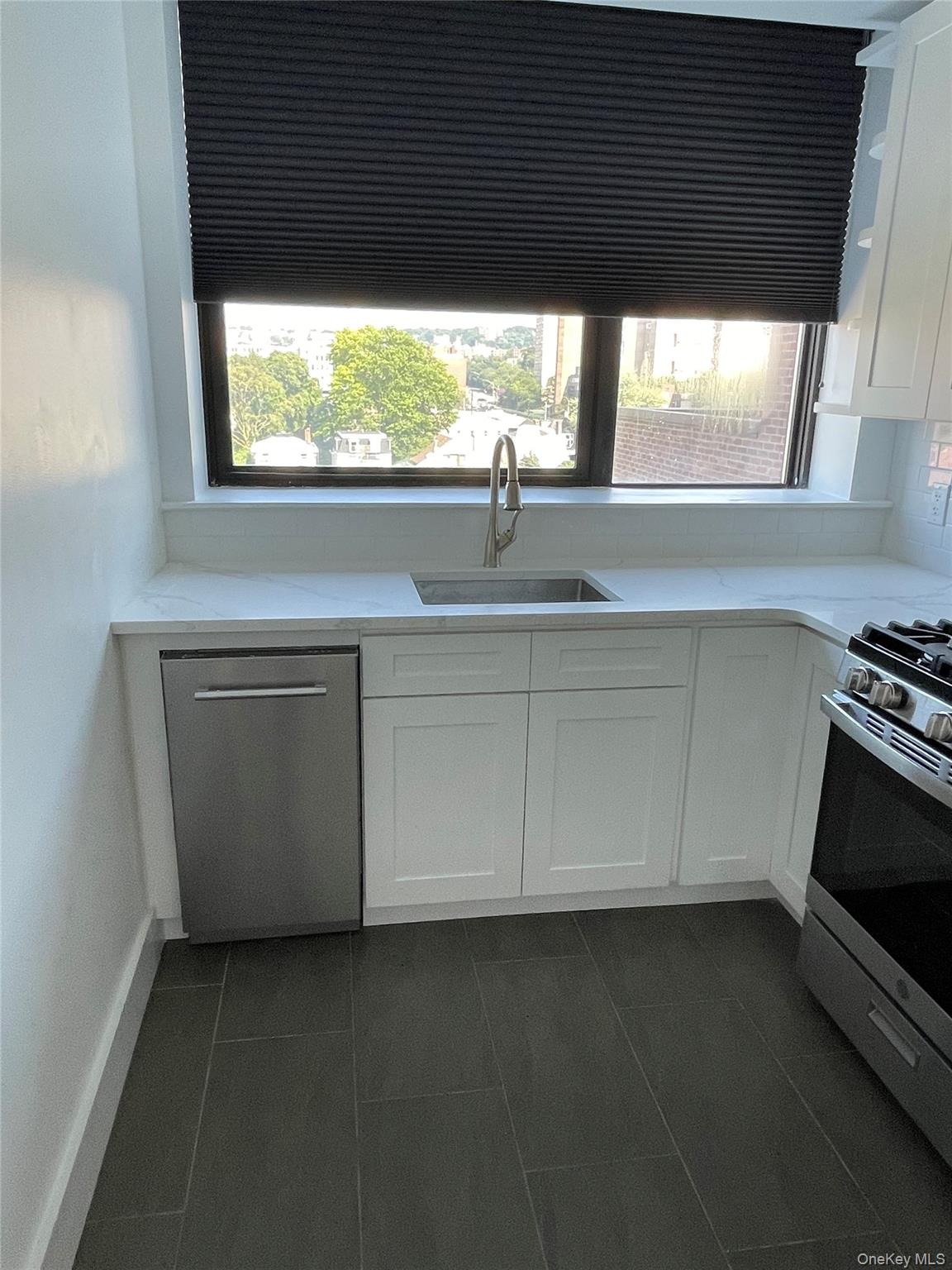 23 Water Grant Street # 10 E, Yonkers, NY 10701