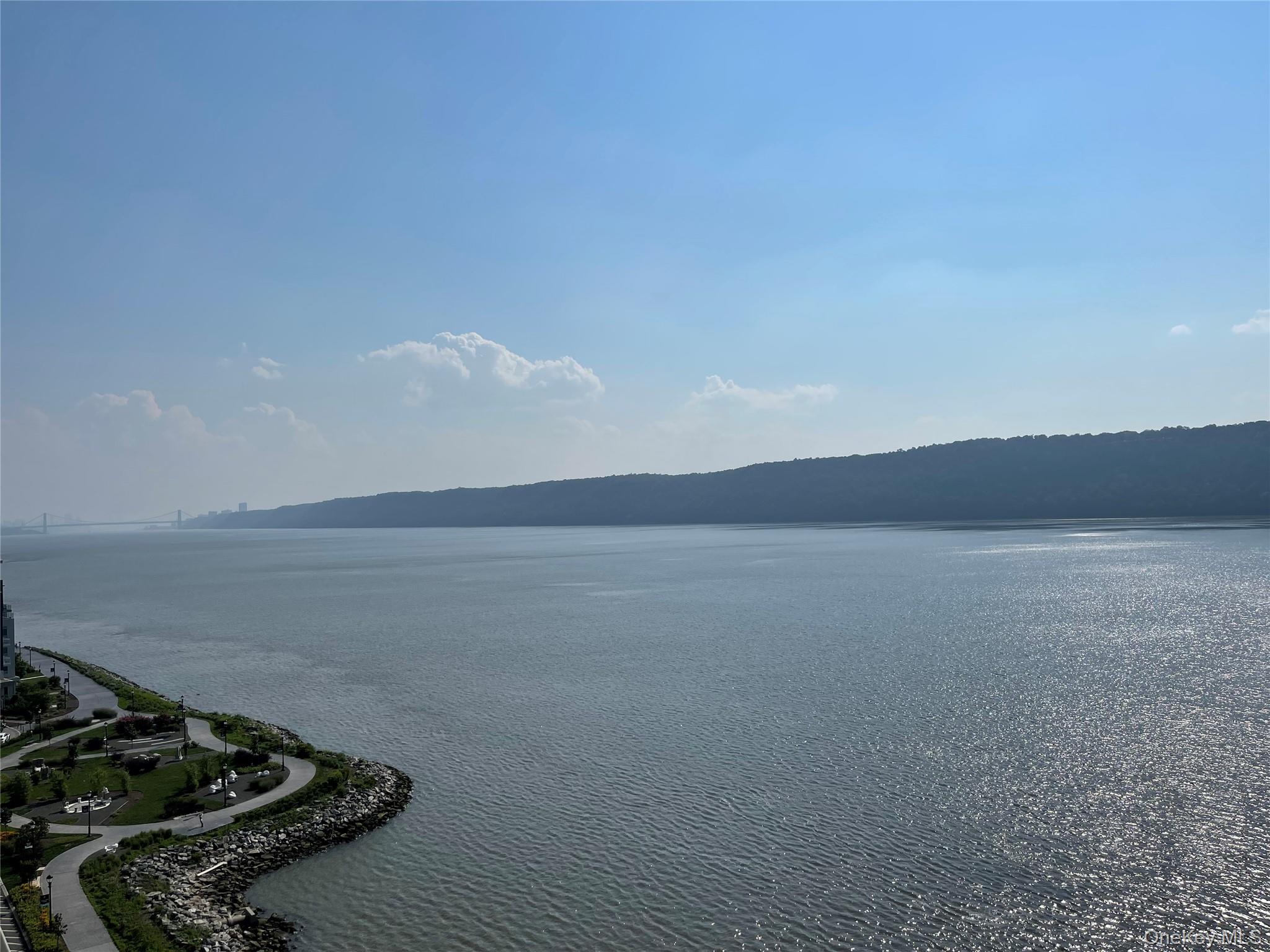 23 Water Grant Street # 10 E, Yonkers, NY 10701