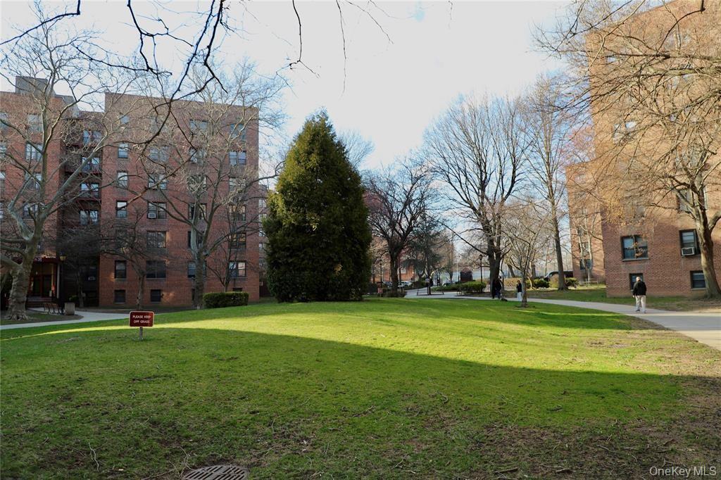 15029 72nd Road # 5C, Flushing, NY 11367