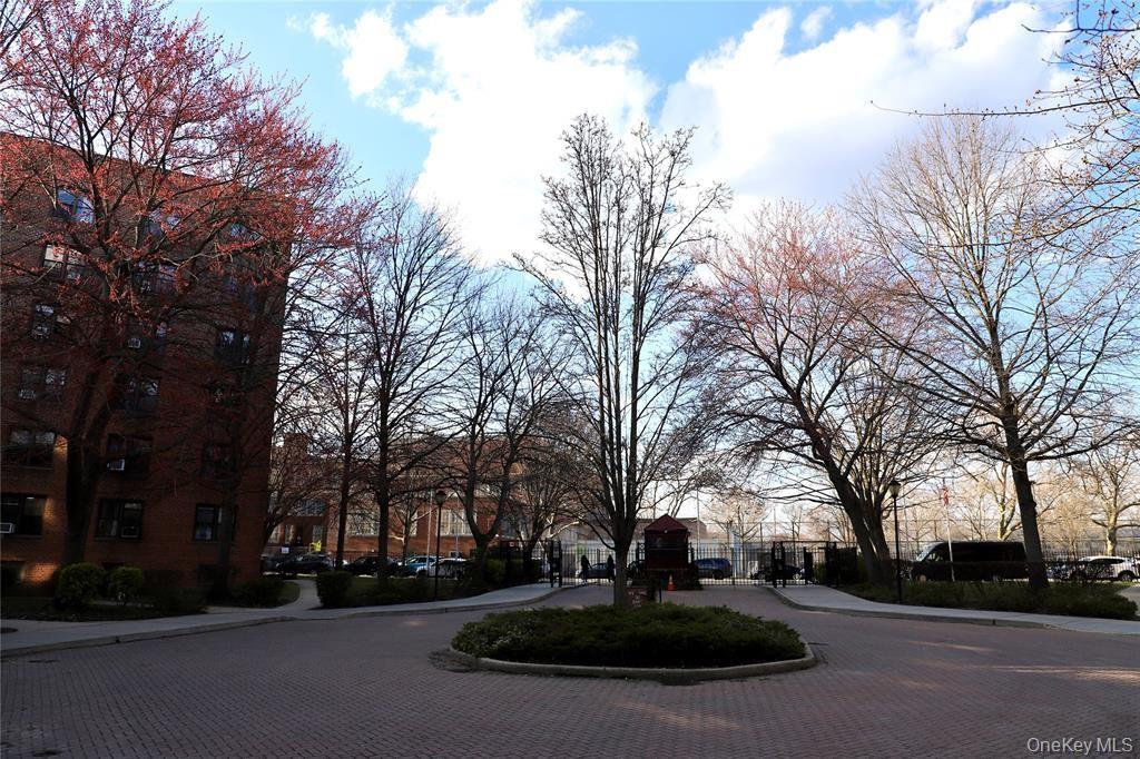 15029 72nd Road # 5C, Flushing, NY 11367