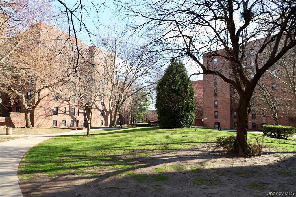 15029 72nd Road # 5C, Flushing, NY 11367