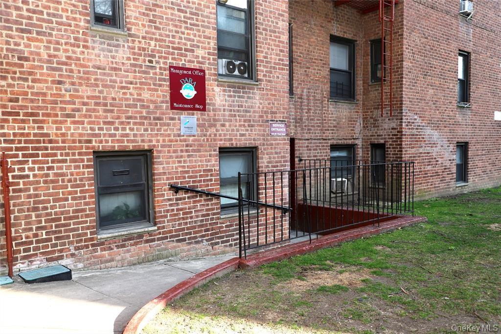 15029 72nd Road # 5C, Flushing, NY 11367