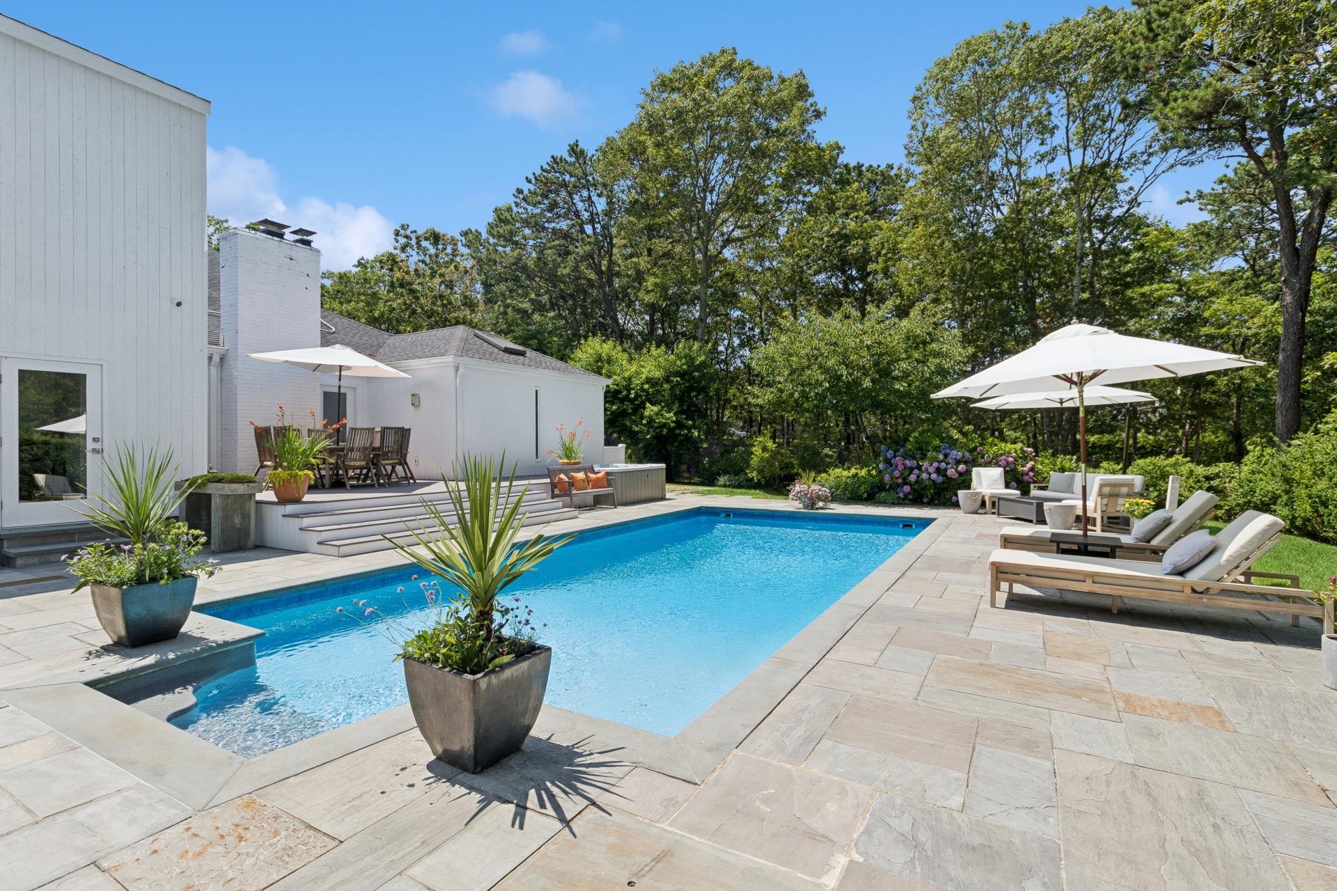 41 Cormorant Drive, Hampton Bays, NY 11946