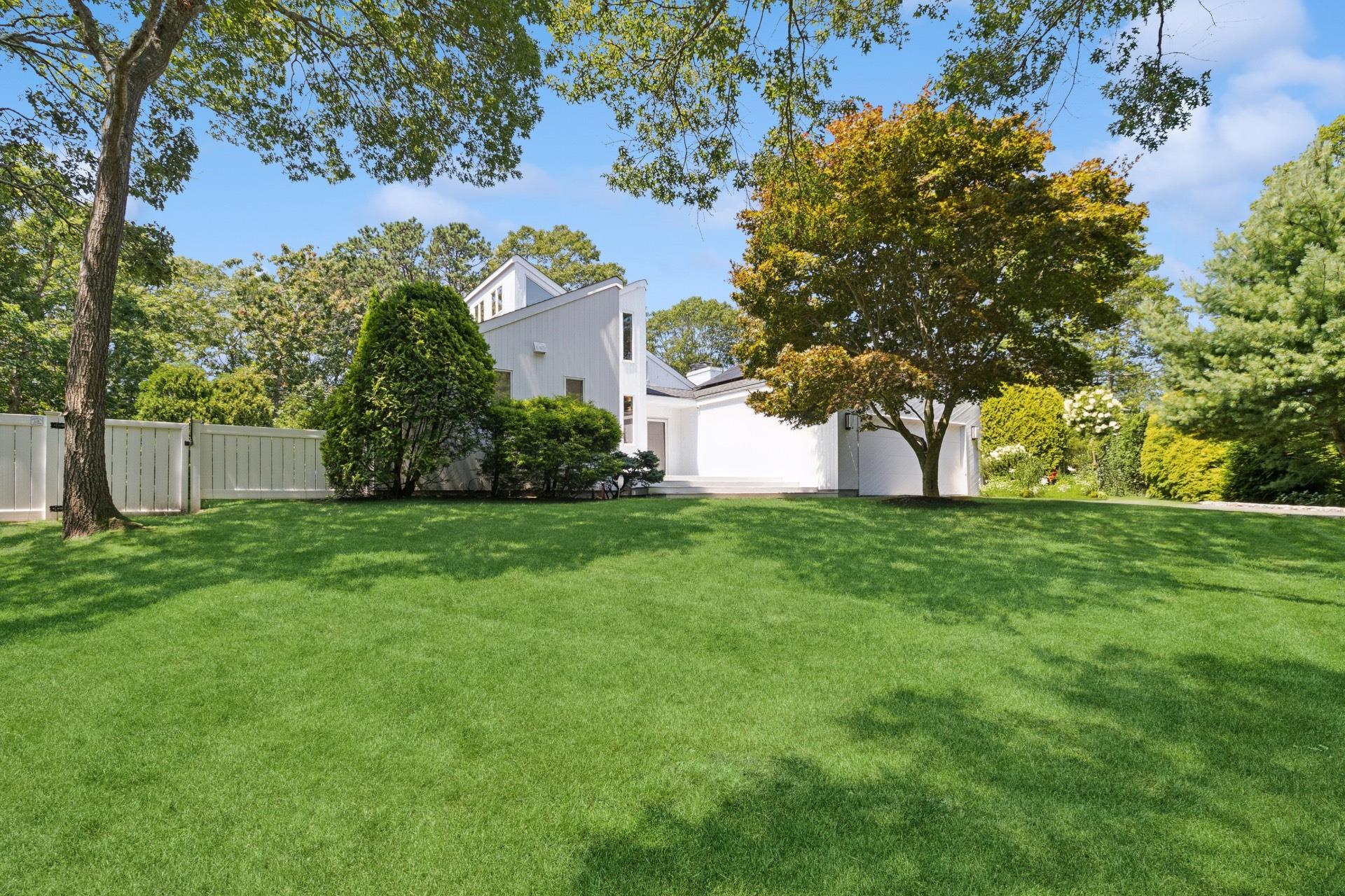 41 Cormorant Drive, Hampton Bays, NY 11946